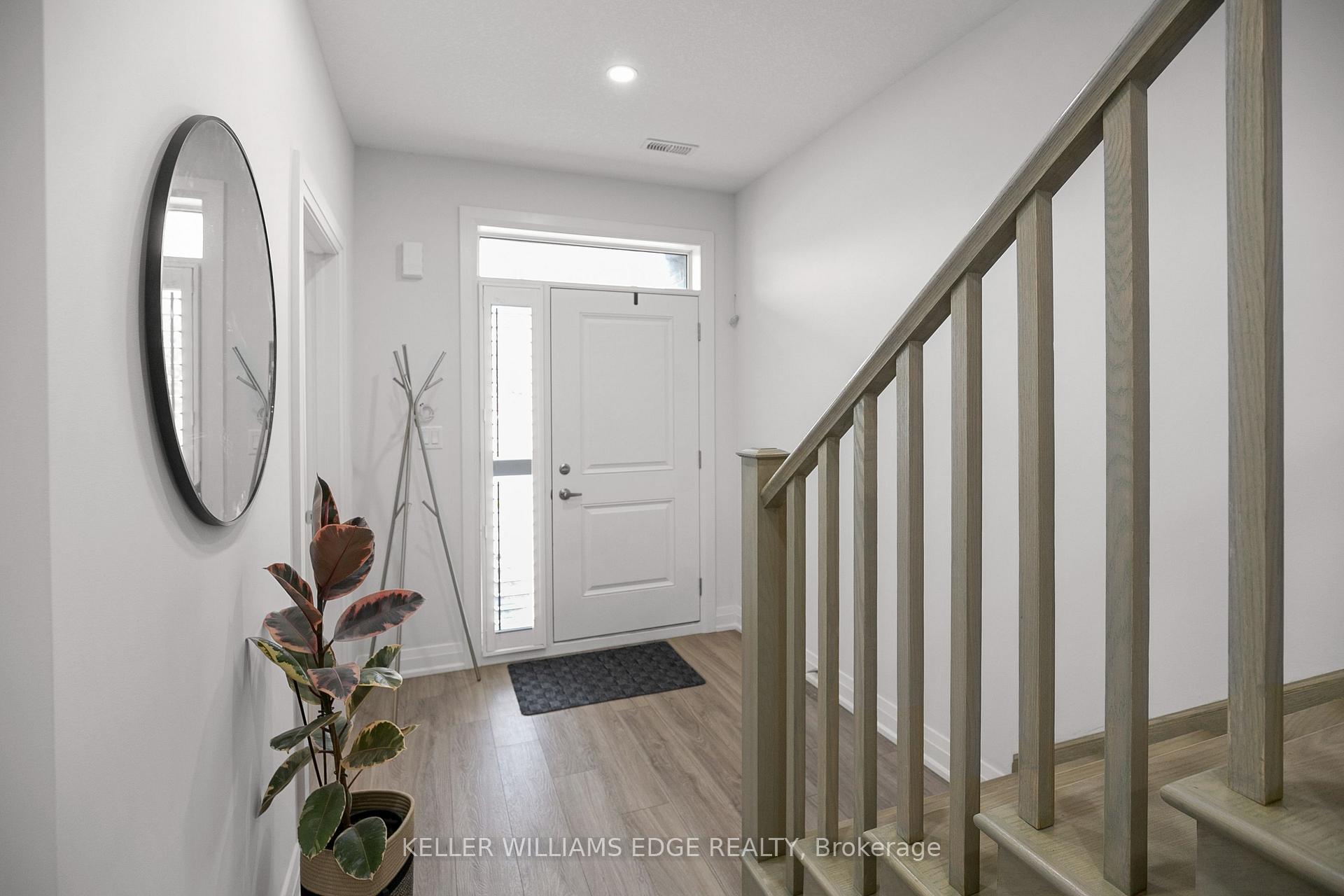 Photo 7 of 3293 Homestead Drive, Hamilton, Mount Hope — HOMEH
