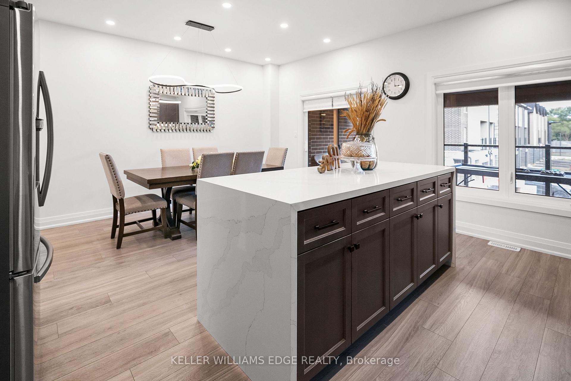 Photo 10 of 3293 Homestead Drive, Hamilton, Mount Hope — HOMEH