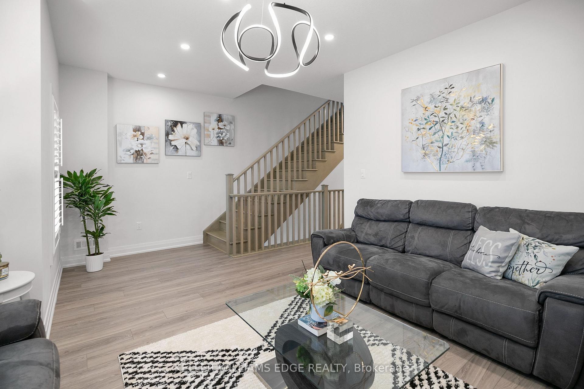 Photo 32 of 3293 Homestead Drive, Hamilton, Mount Hope — HOMEH