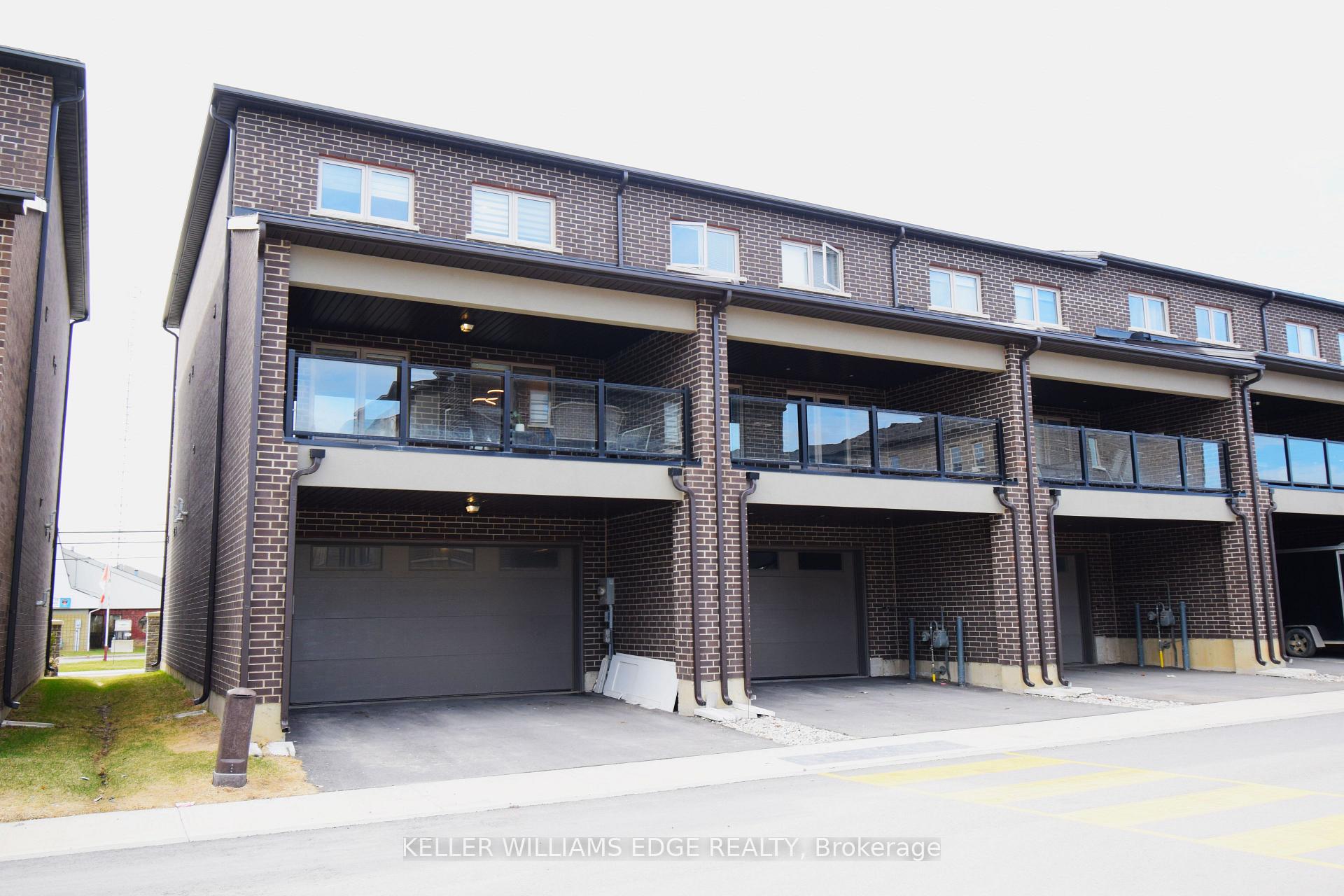 Photo 29 of 3293 Homestead Drive, Hamilton, Mount Hope — HOMEH