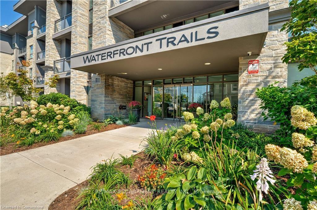 Photo 1 of Unit 404, 35 Southshore Crescent, Hamilton, Stoney Creek — HOMEH