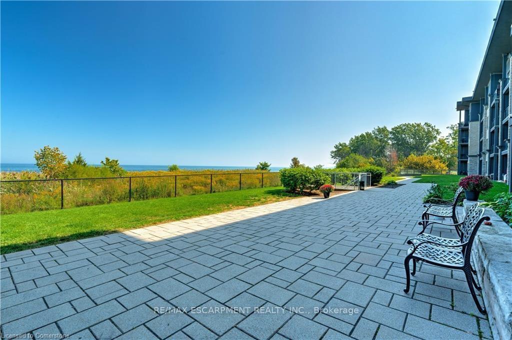 Photo 24 of Unit 404, 35 Southshore Crescent, Hamilton, Stoney Creek — HOMEH