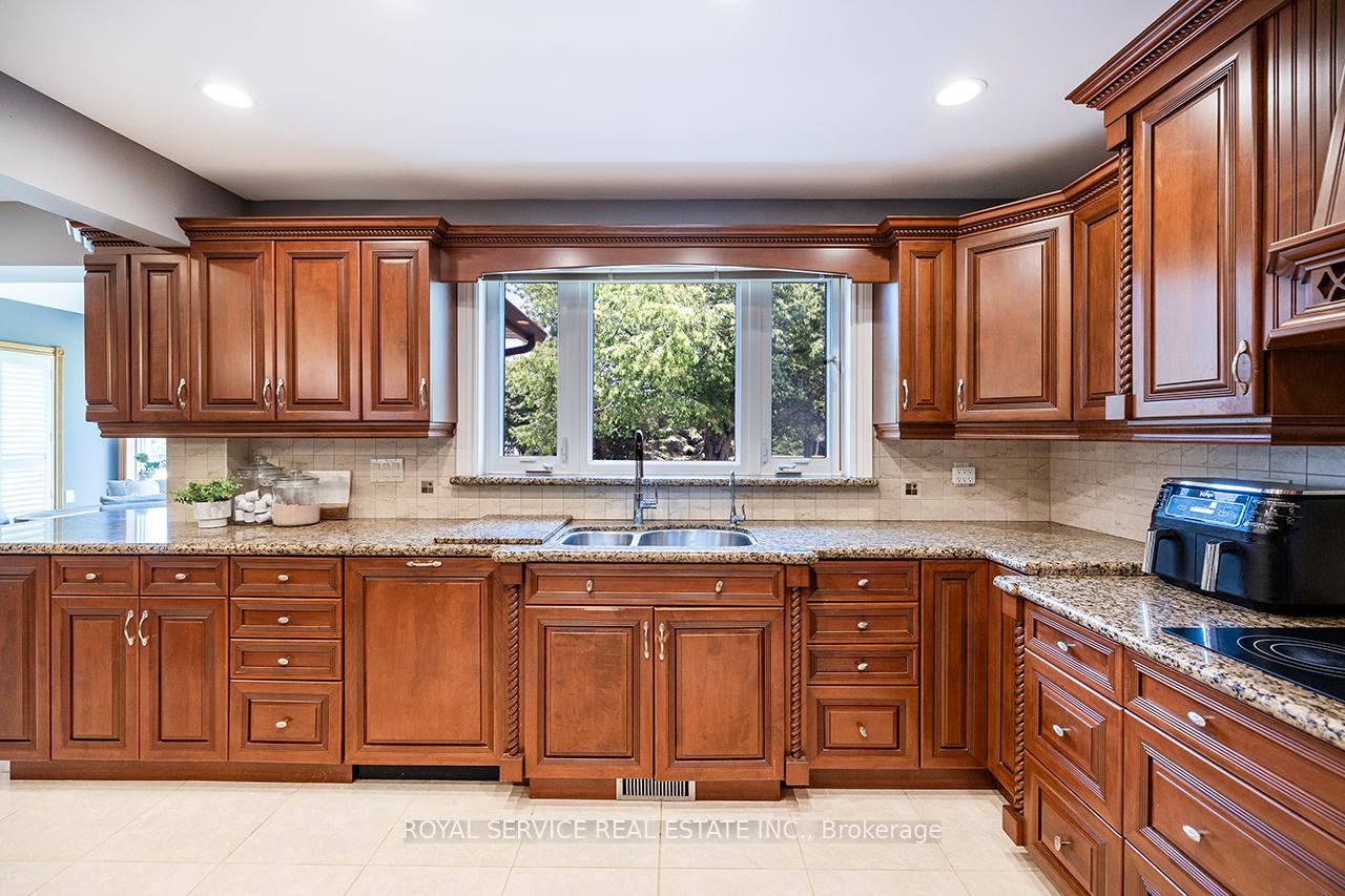 Photo 10 of 66 Metcalf Street, Clarington, Rural Clarington — HOMEH