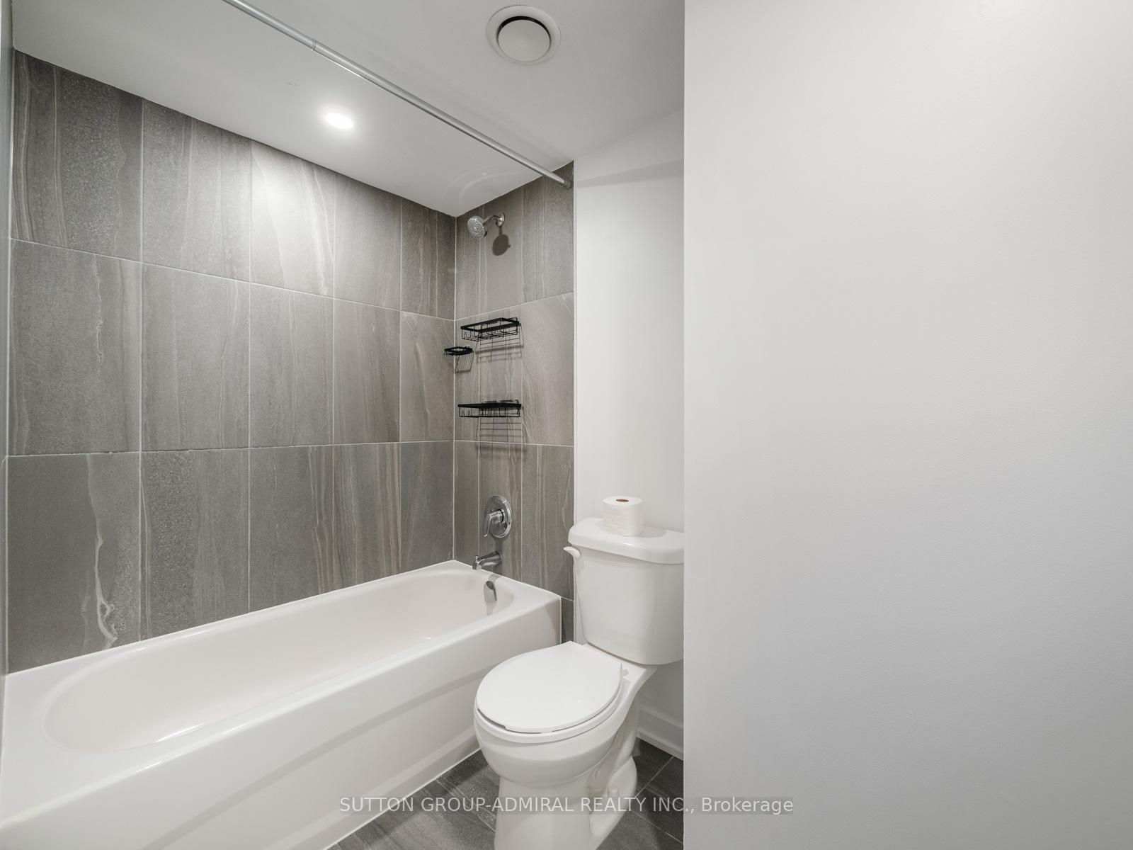 Photo 3 of Unit 3, 16 Marquette Avenue, Toronto, Englemount-Lawrence — HOMEH