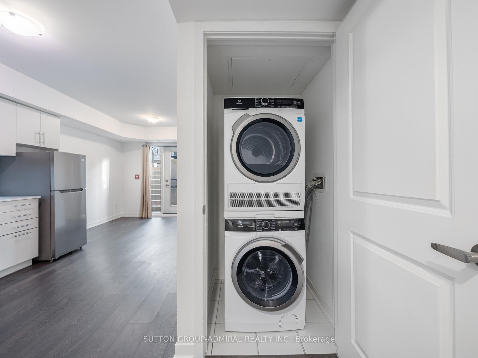Photo 10 of Unit 3, 16 Marquette Avenue, Toronto, Englemount-Lawrence — HOMEH