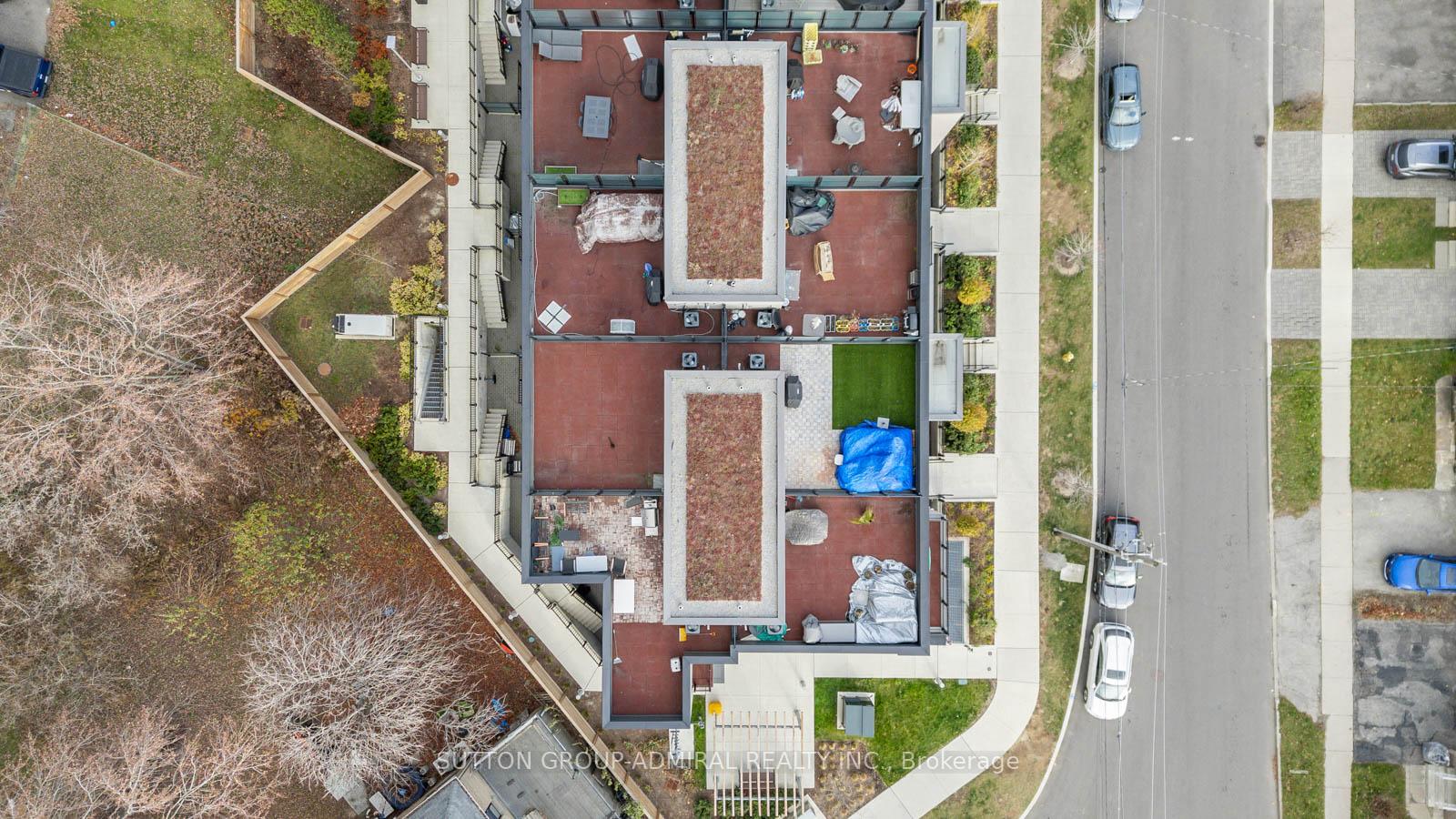 Photo 15 of Unit 3, 16 Marquette Avenue, Toronto, Englemount-Lawrence — HOMEH