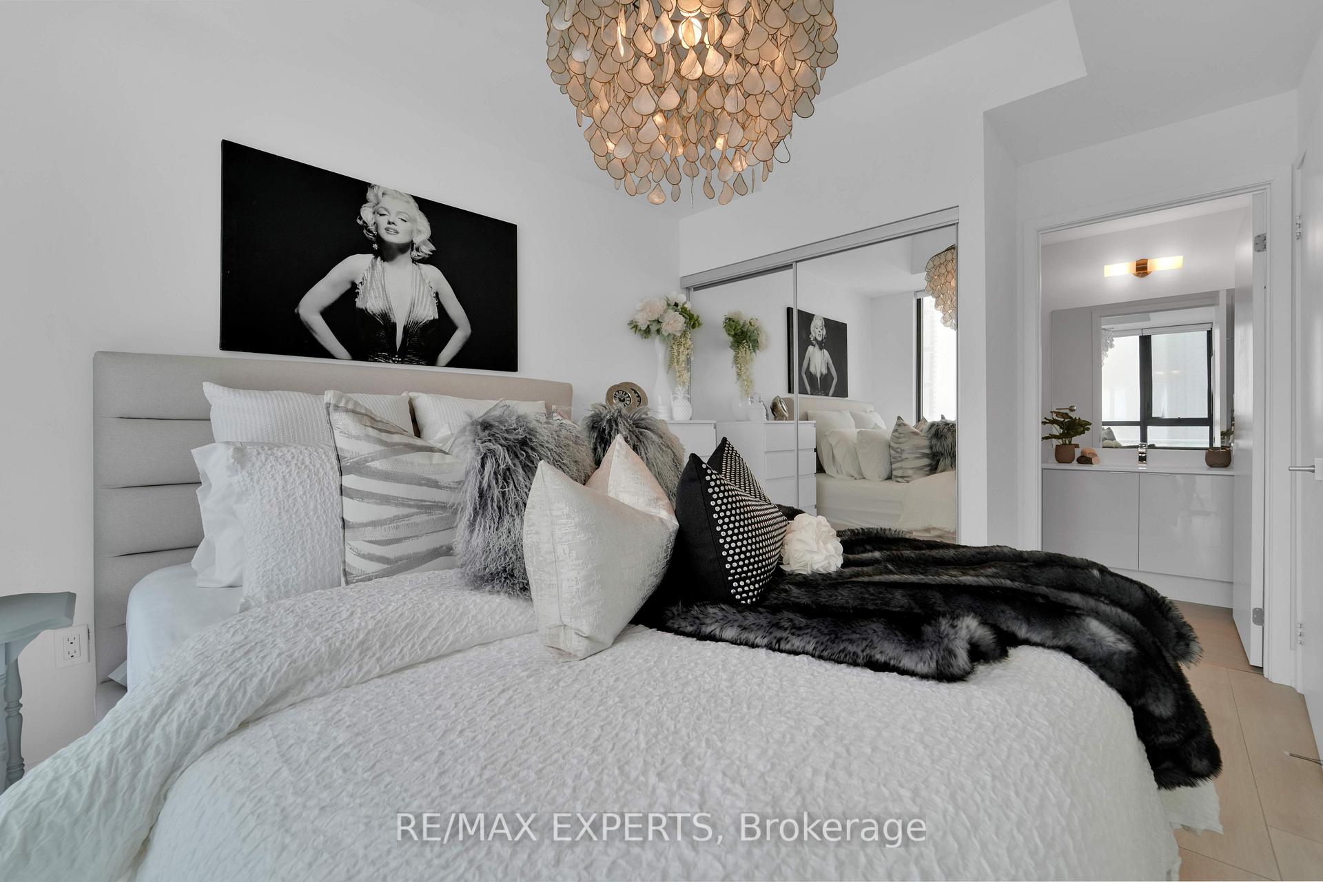Photo 18 of Unit 706, 2916 Highway 7, Vaughan, Concord — HOMEH