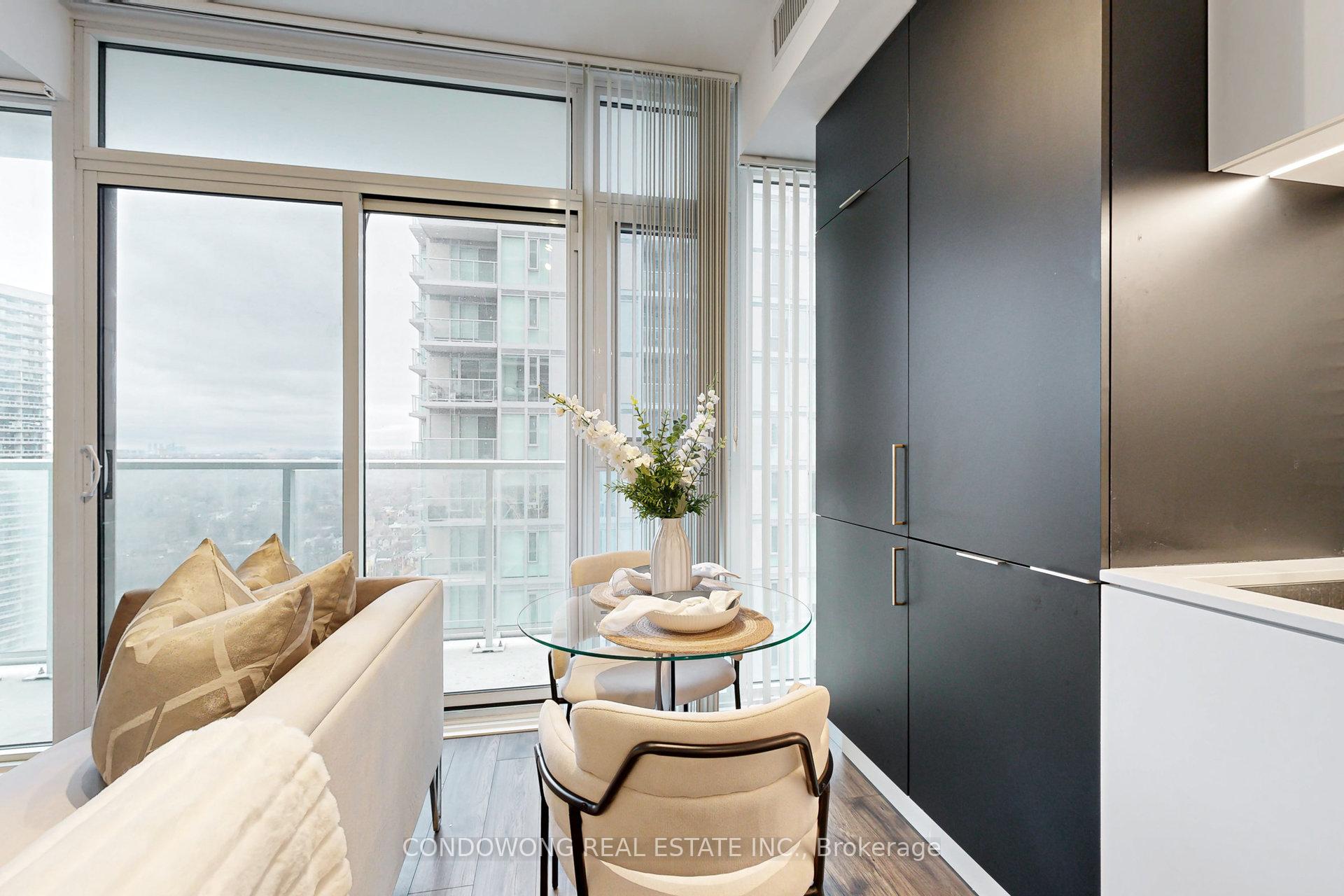 Photo 10 of Unit 1702, 33 Helendale Avenue, Toronto, Yonge-Eglinton — HOMEH