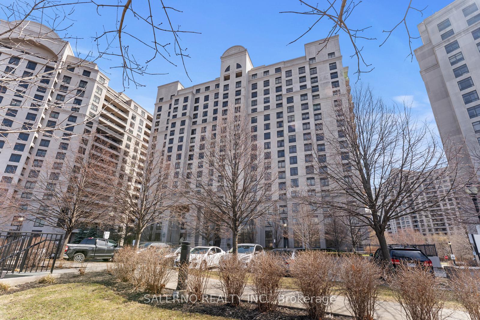 Photo 3 of Unit 311, 9245 Jane Street, Vaughan, Maple — HOMEH