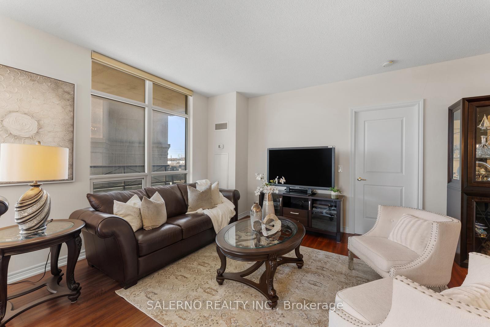Photo 8 of Unit 311, 9245 Jane Street, Vaughan, Maple — HOMEH