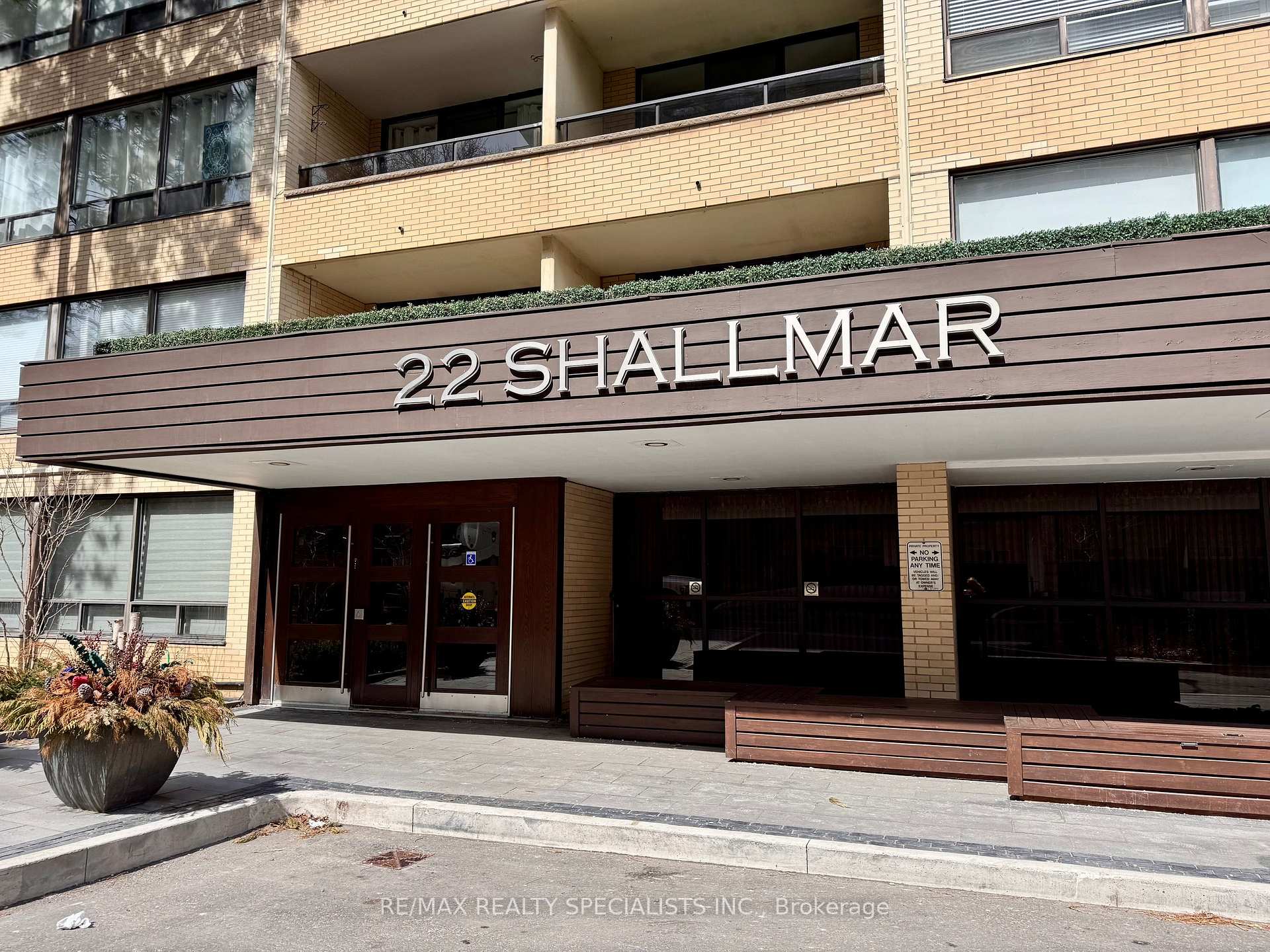 Photo 1 of Unit 210, 22 Shallmar Boulevard, Toronto, Forest Hill North — HOMEH