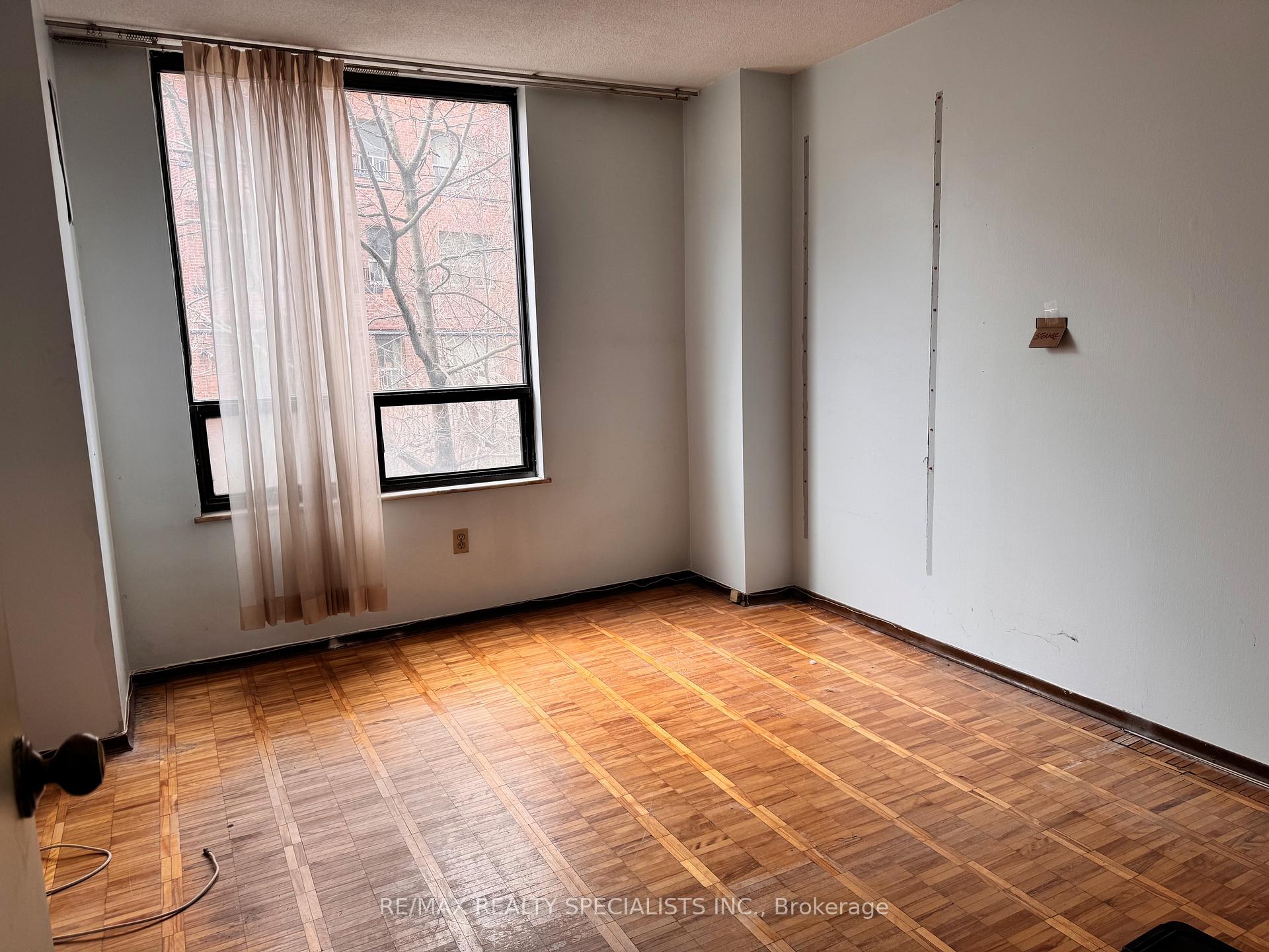 Photo 14 of Unit 210, 22 Shallmar Boulevard, Toronto, Forest Hill North — HOMEH