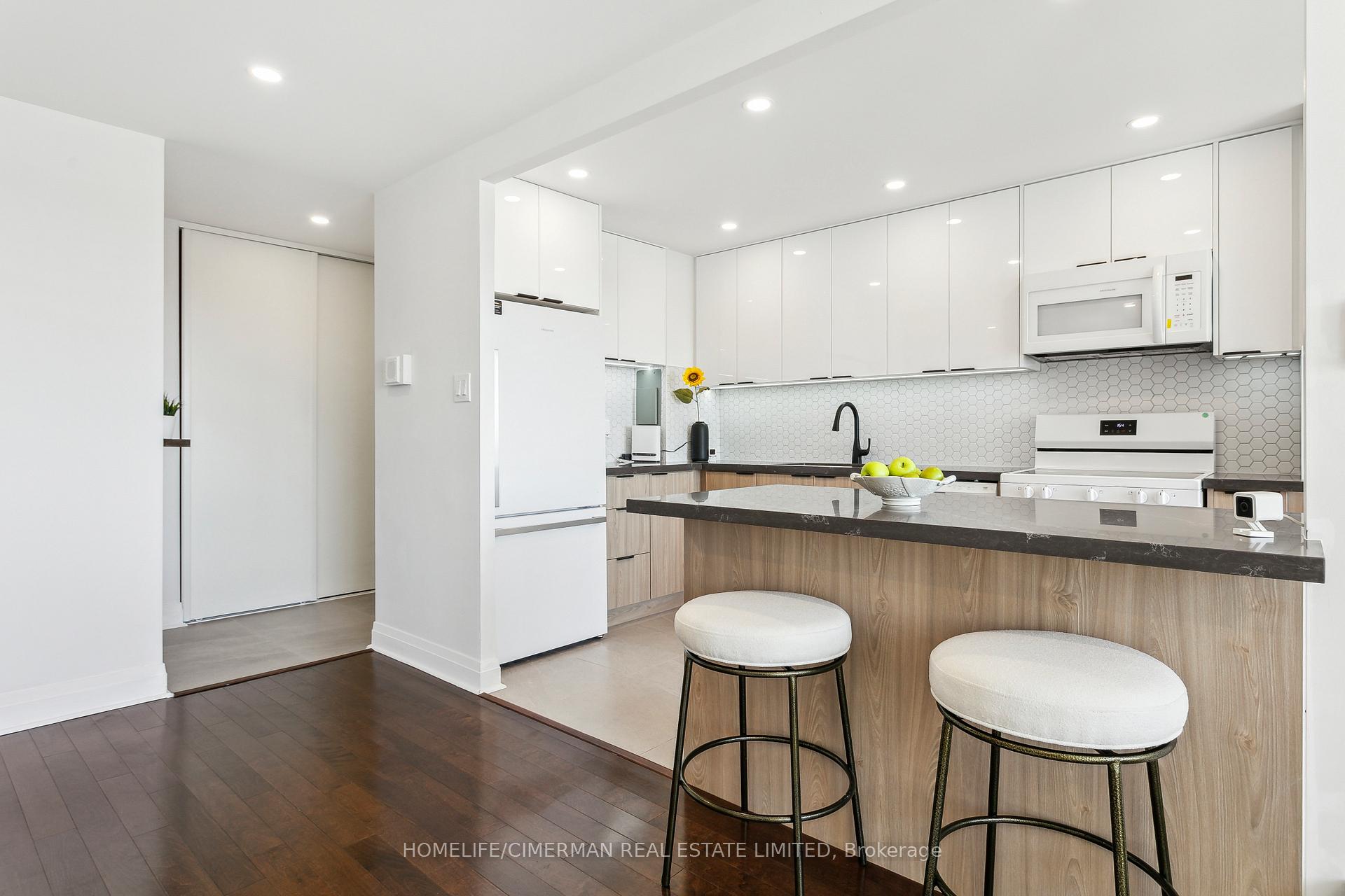 Photo 6 of Unit 2006, 725 Don Mills Road, Toronto, Flemingdon Park — HOMEH
