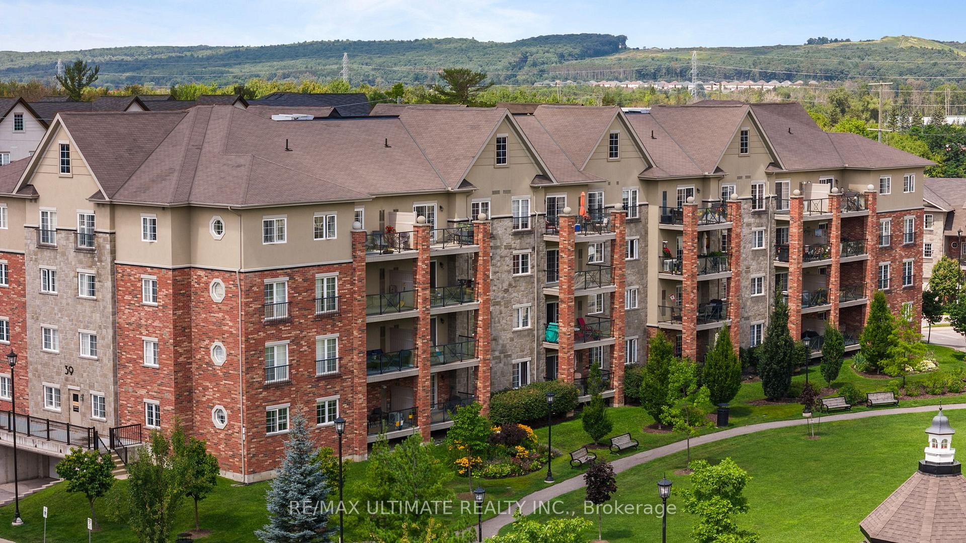 Photo 3 of Unit 212, 41 Ferndale Drive S, Barrie, Ardagh — HOMEH