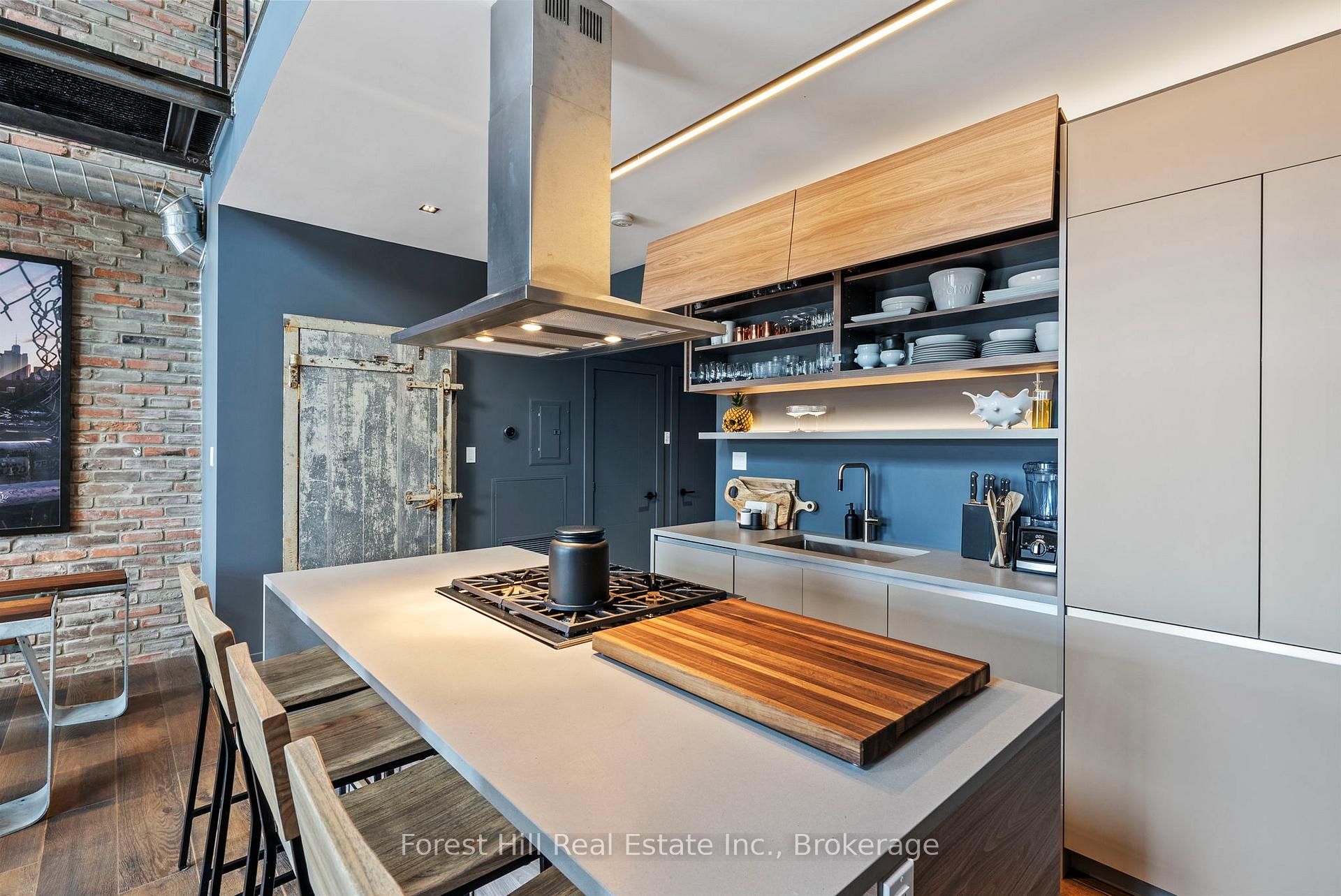 Photo 10 of Unit 306, 1842 Queen Street E, Toronto, The Beaches — HOMEH