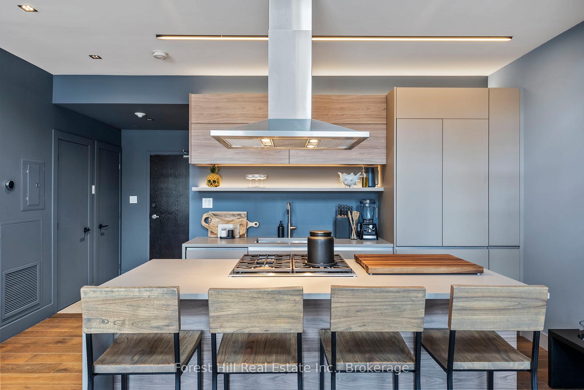 Photo 4 of Unit 306, 1842 Queen Street E, Toronto, The Beaches — HOMEH