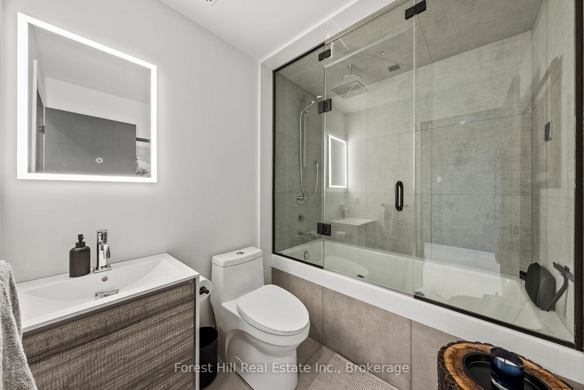Photo 2 of Unit 306, 1842 Queen Street E, Toronto, The Beaches — HOMEH