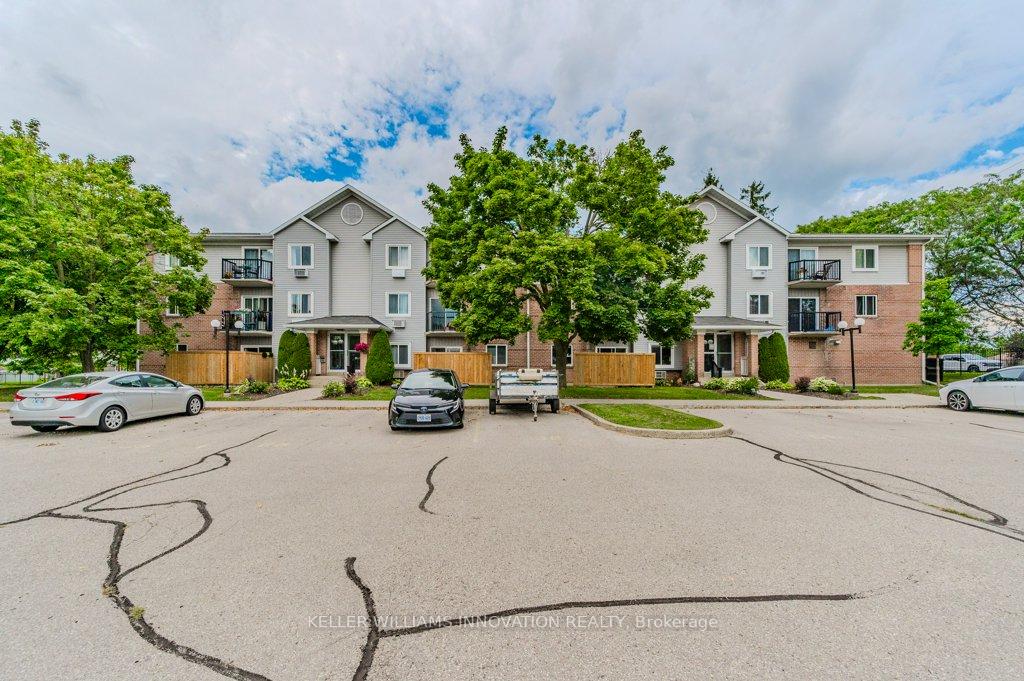 Photo 33 of Unit 305, 276 Eiwo Court, Waterloo — HOMEH