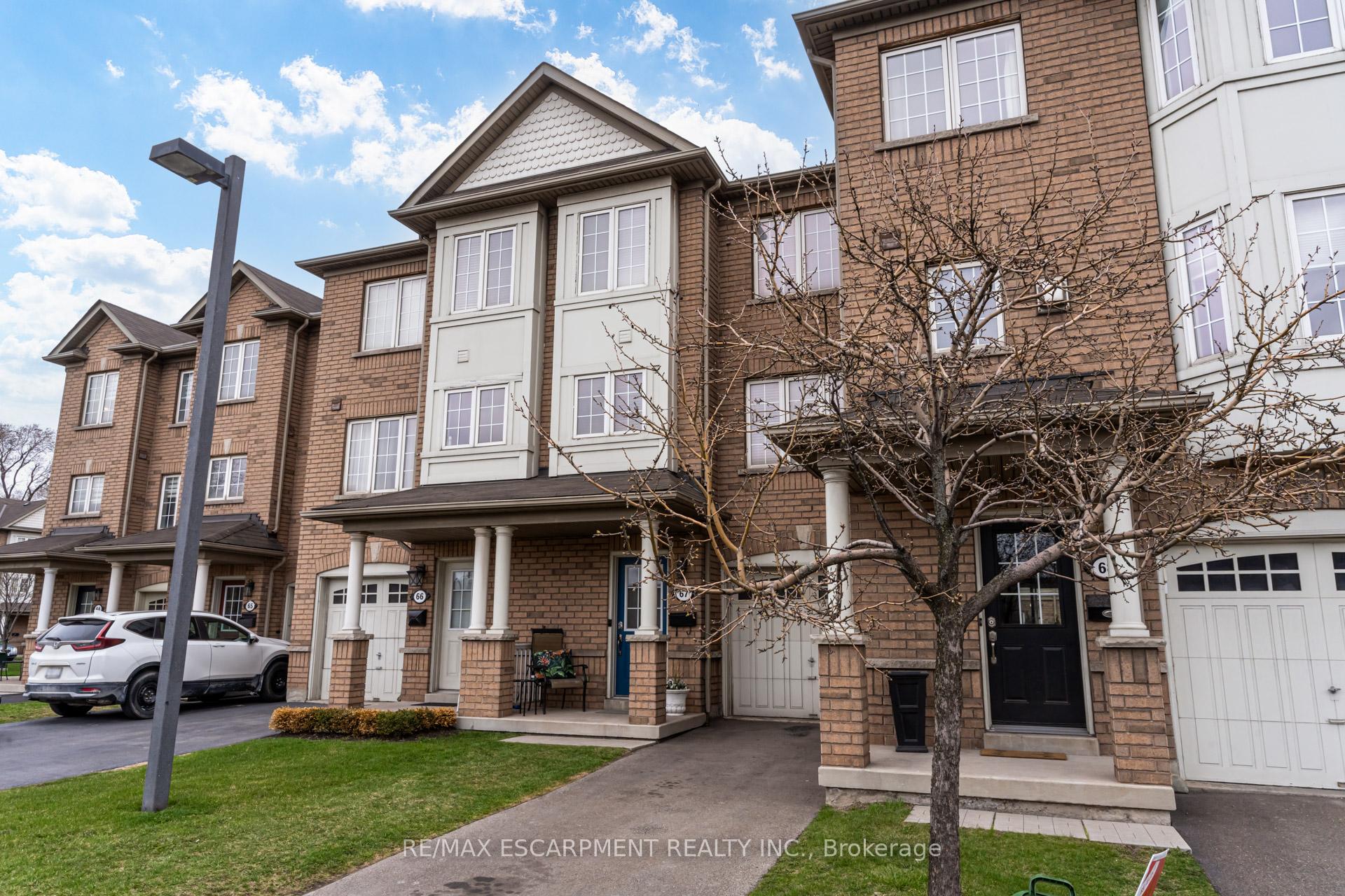 Photo 3 of Unit 67, 470 Beach Boulevard, Hamilton, Hamilton Beach — HOMEH