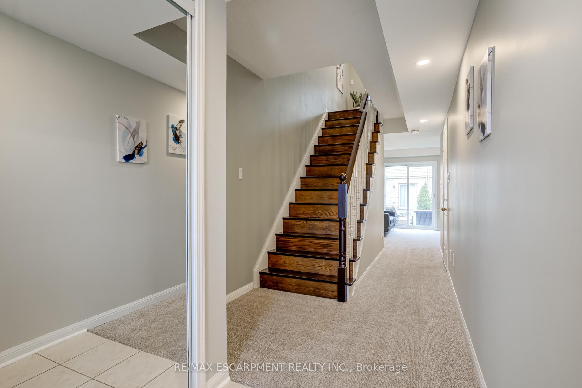 Photo 4 of Unit 67, 470 Beach Boulevard, Hamilton, Hamilton Beach — HOMEH