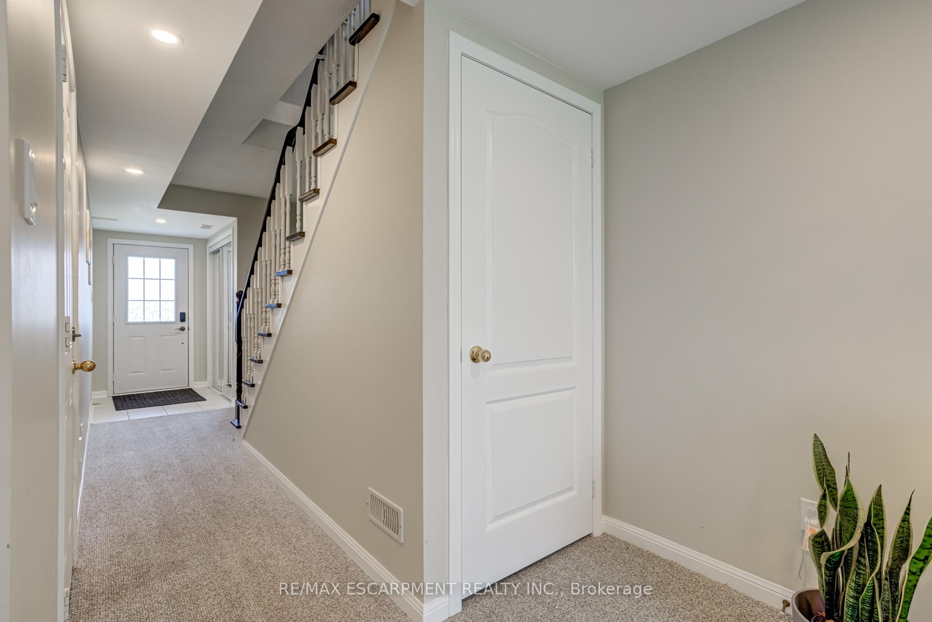 Photo 24 of Unit 67, 470 Beach Boulevard, Hamilton, Hamilton Beach — HOMEH
