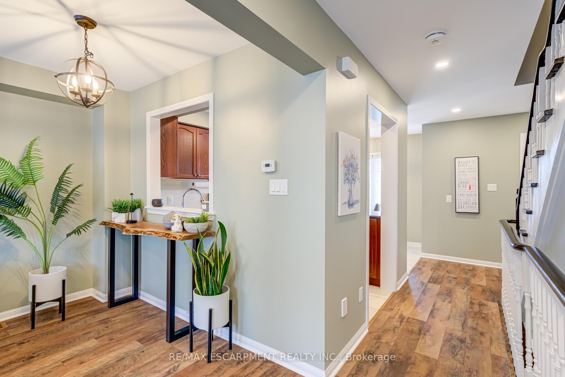 Photo 12 of Unit 67, 470 Beach Boulevard, Hamilton, Hamilton Beach — HOMEH