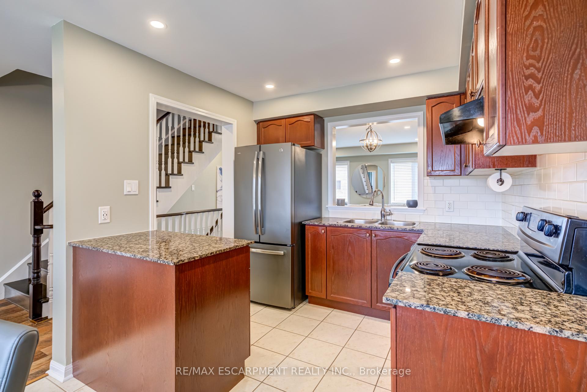 Photo 25 of Unit 67, 470 Beach Boulevard, Hamilton, Hamilton Beach — HOMEH