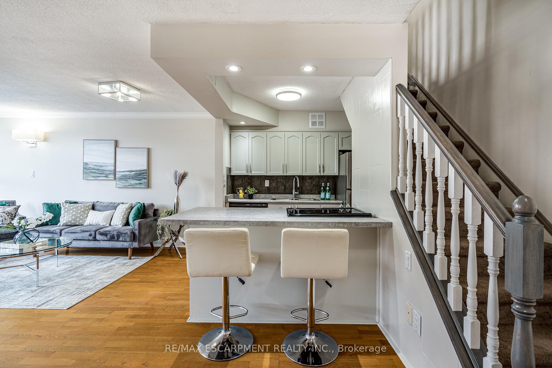Photo 16 of Unit 209, 10 John Street, Hamilton, Dundas — HOMEH