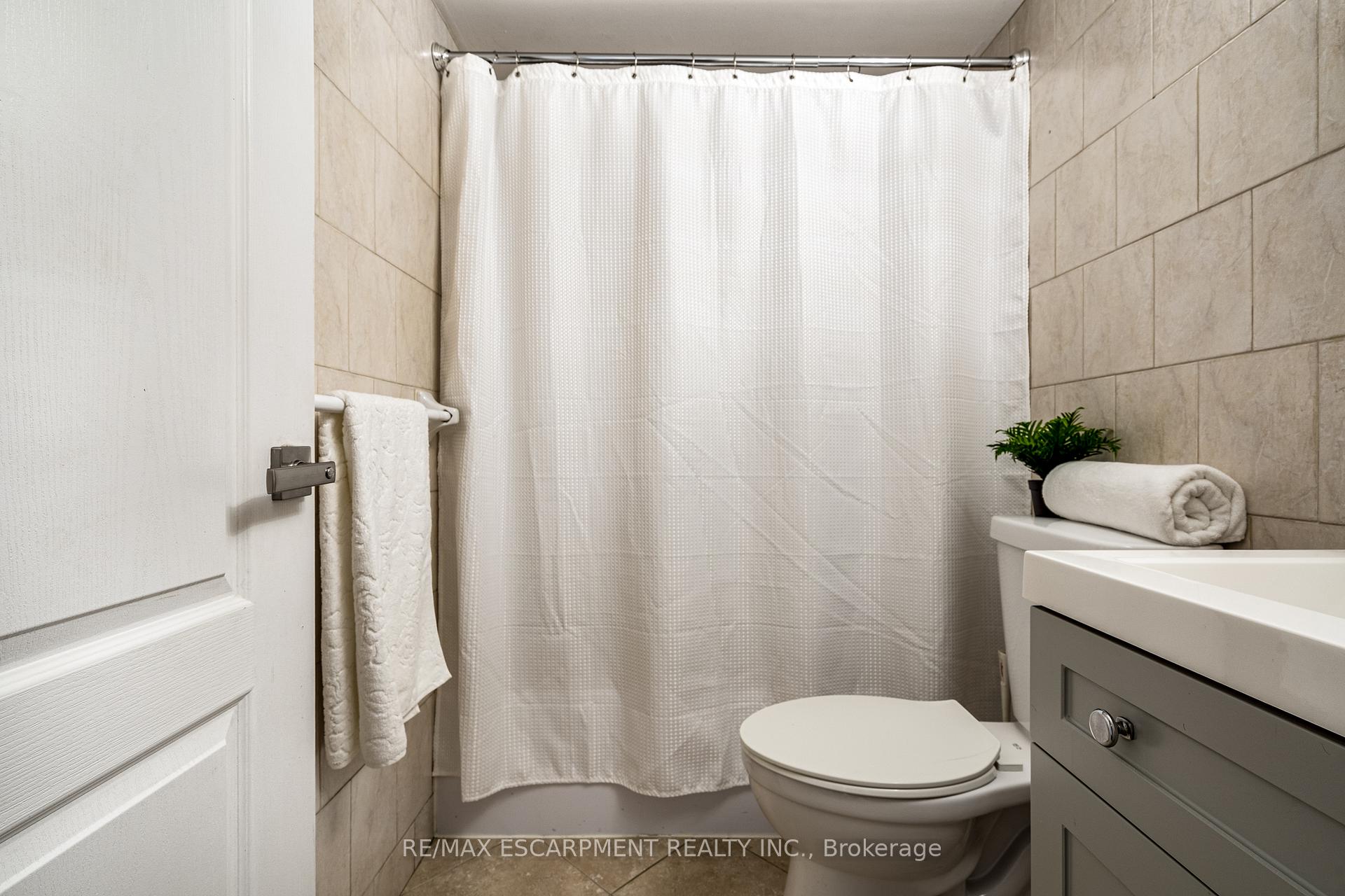 Photo 19 of Unit 209, 10 John Street, Hamilton, Dundas — HOMEH