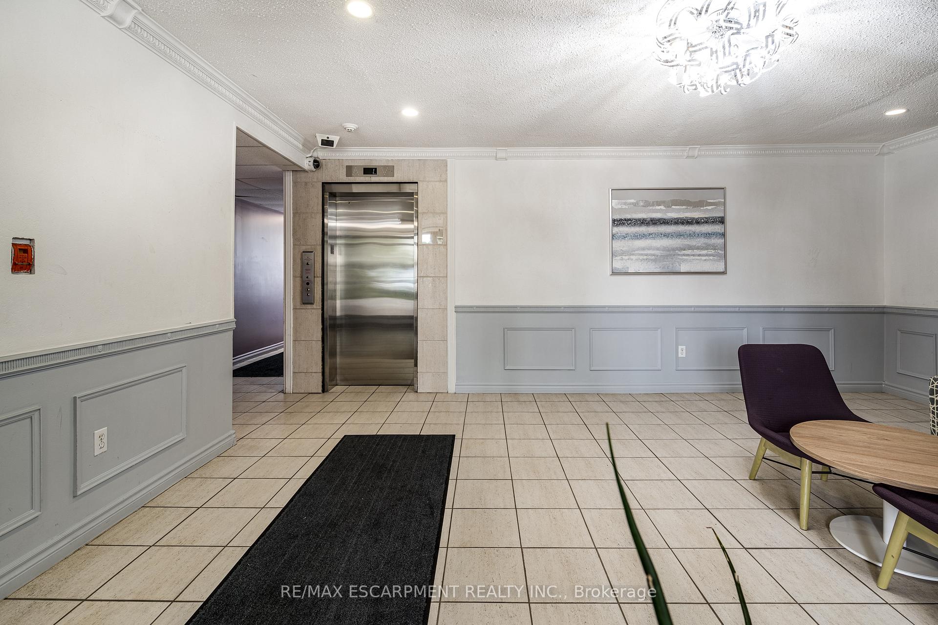 Photo 18 of Unit 209, 10 John Street, Hamilton, Dundas — HOMEH