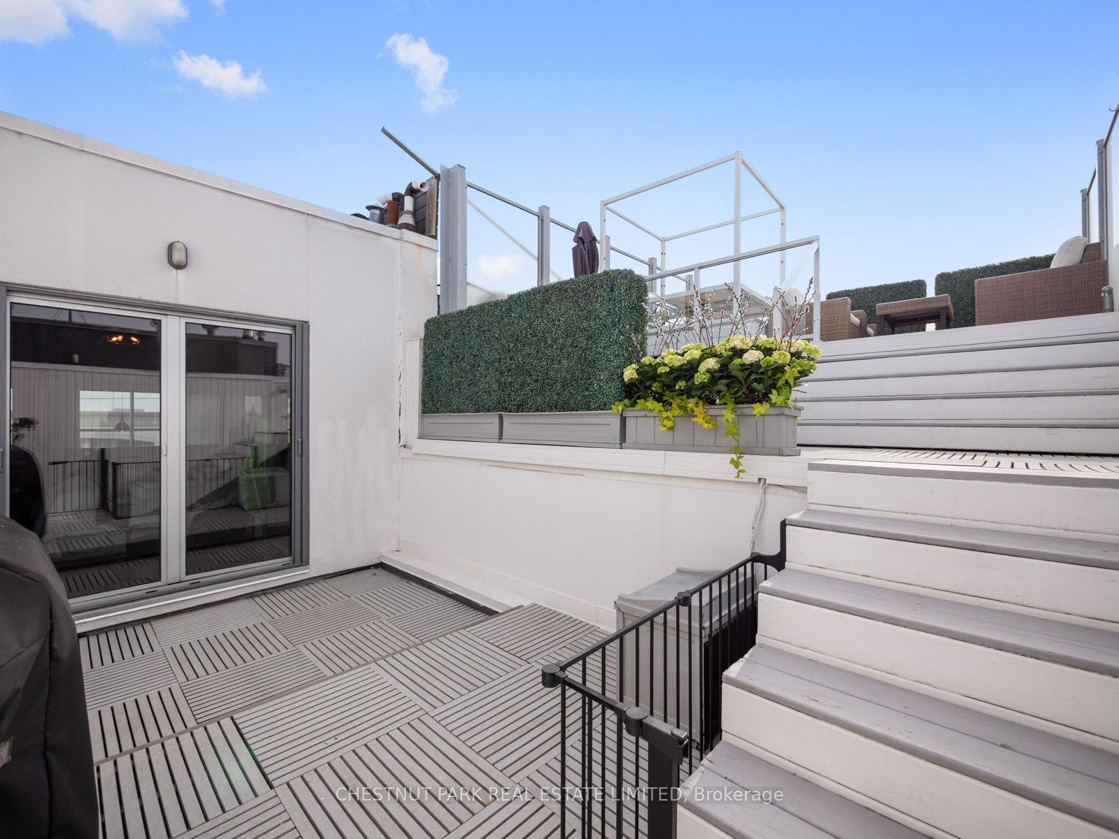 Photo 25 of Unit 301, 1852 Queen Street E, Toronto, The Beaches — HOMEH