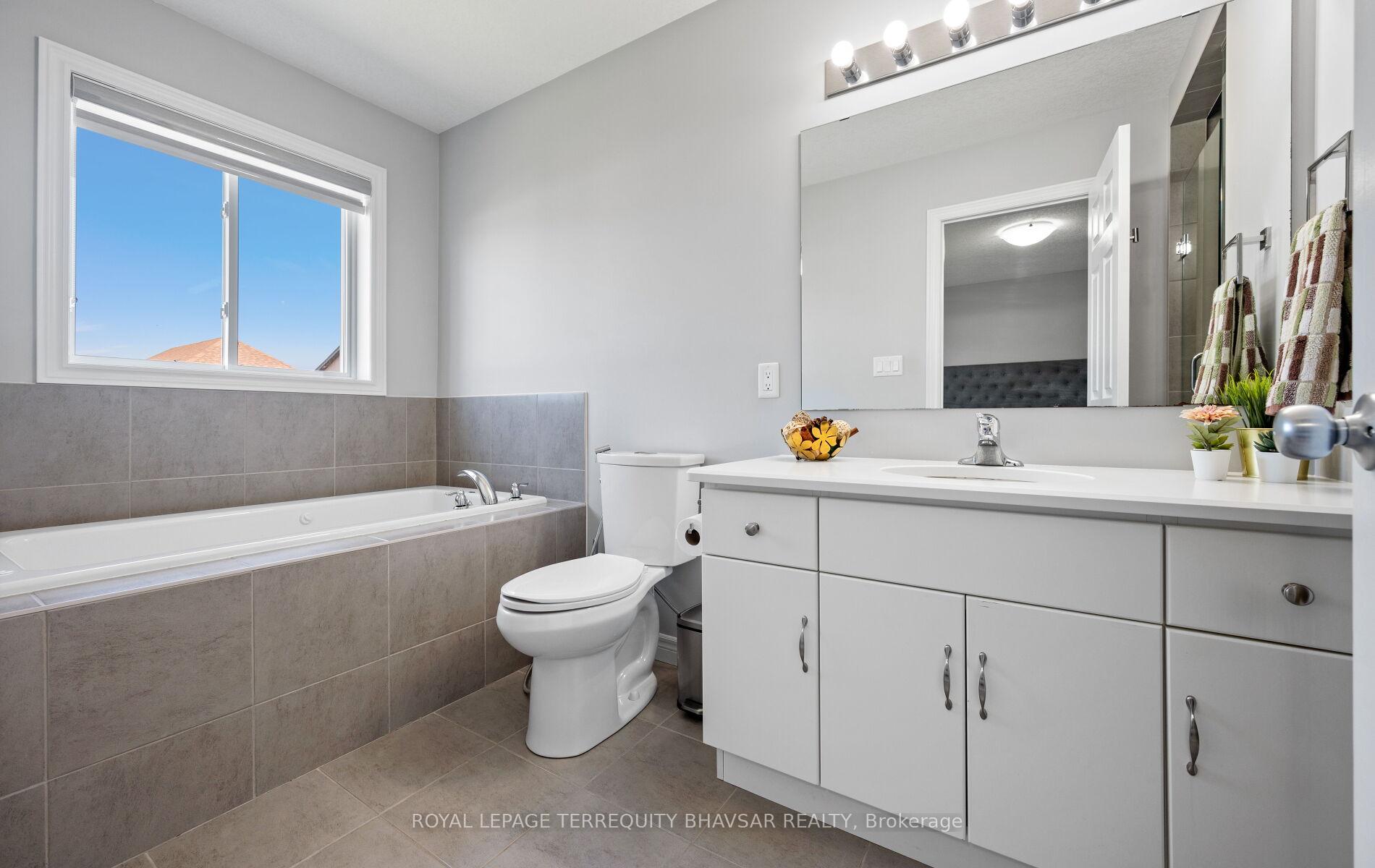 Photo 30 of 116 John Brabson Crescent, Guelph, Kortright East — HOMEH