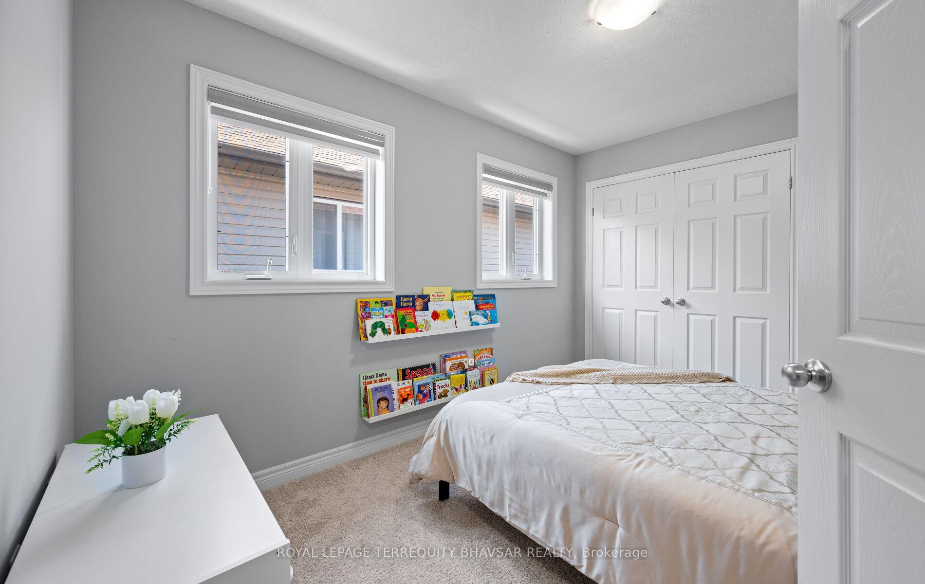 Photo 33 of 116 John Brabson Crescent, Guelph, Kortright East — HOMEH