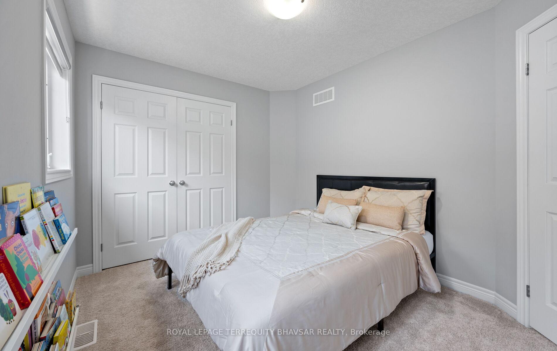 Photo 34 of 116 John Brabson Crescent, Guelph, Kortright East — HOMEH