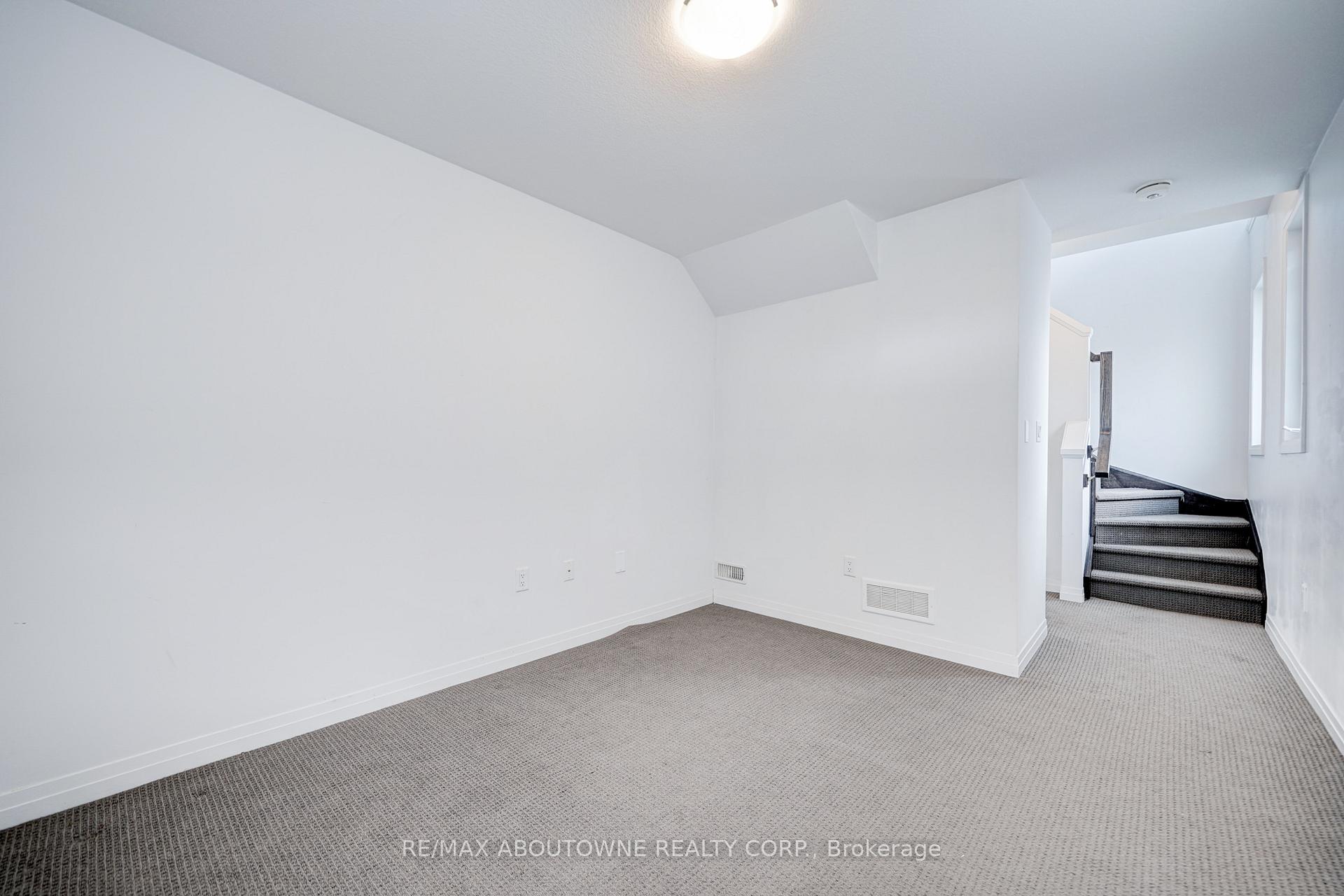 Photo 6 of 19 Ritchie Lane, Hamilton, Meadowlands — HOMEH