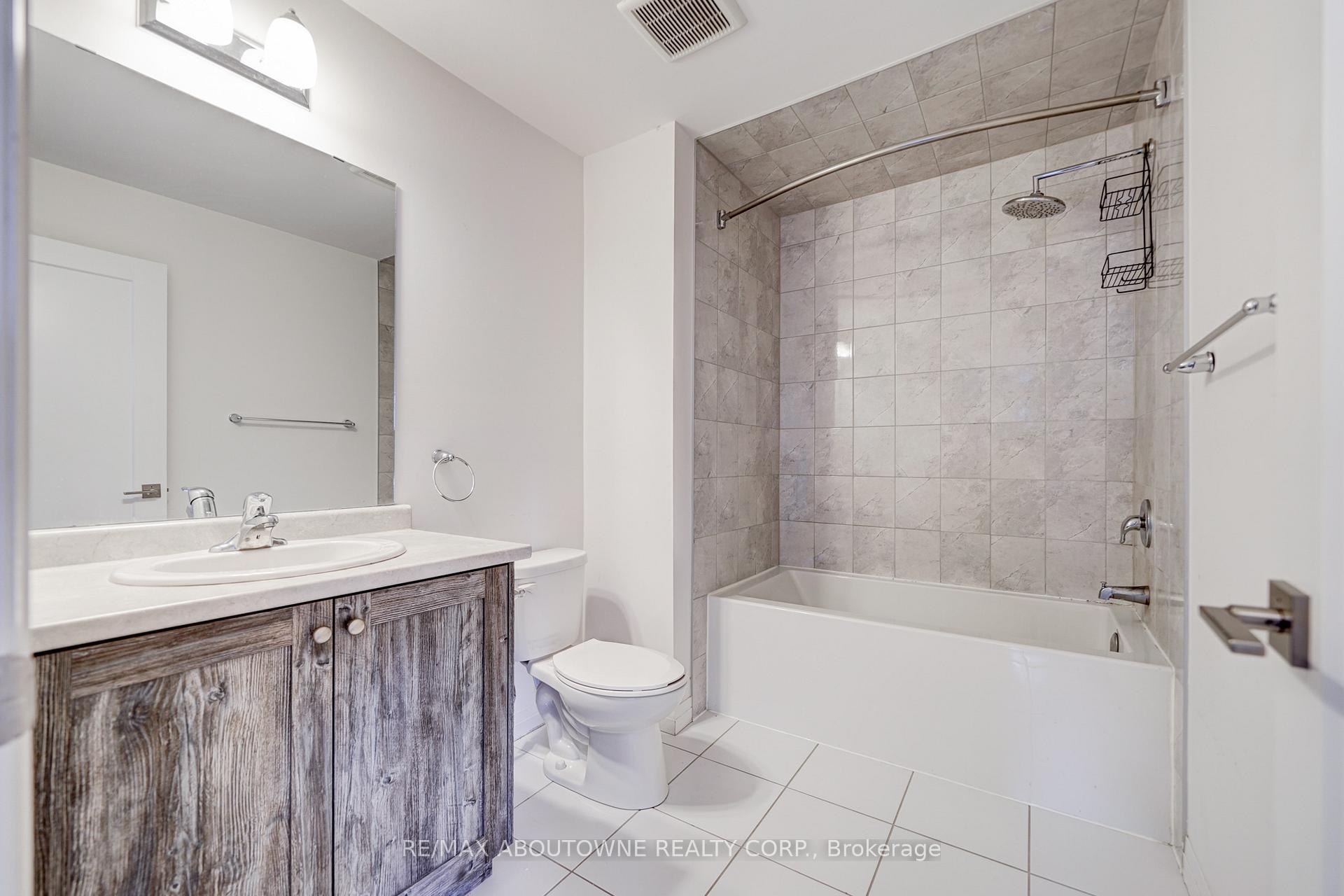 Photo 26 of 19 Ritchie Lane, Hamilton, Meadowlands — HOMEH