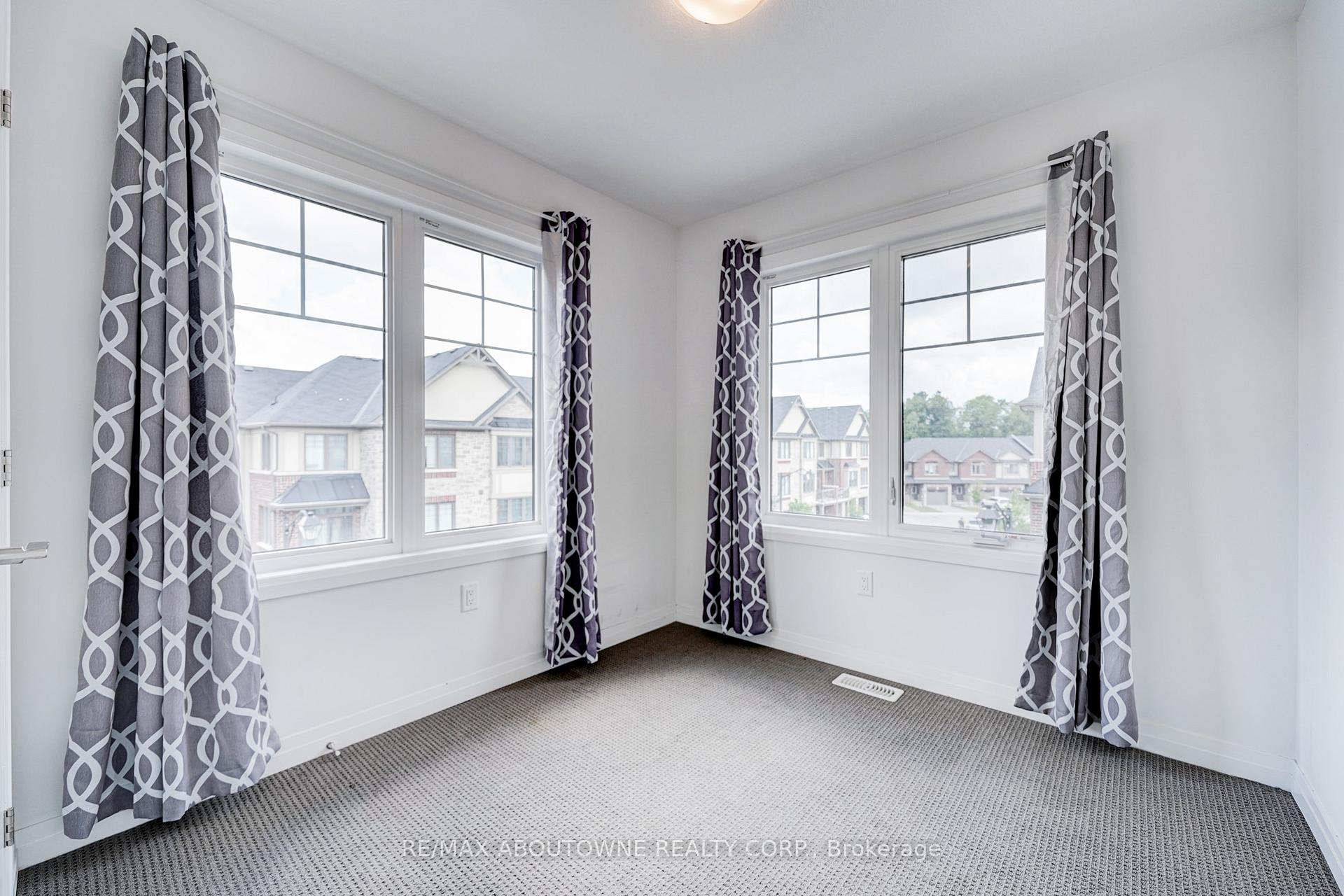 Photo 31 of 19 Ritchie Lane, Hamilton, Meadowlands — HOMEH