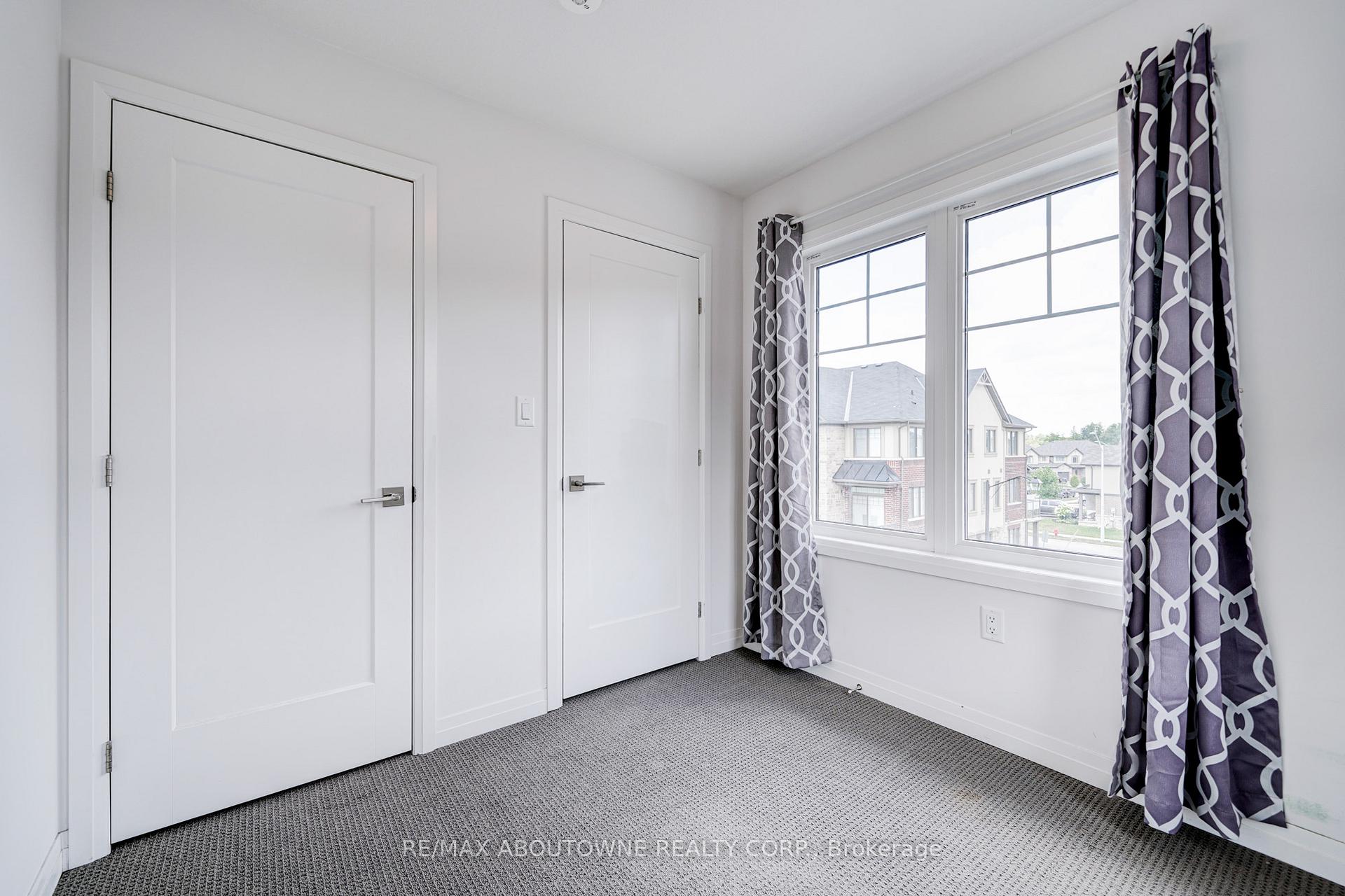 Photo 32 of 19 Ritchie Lane, Hamilton, Meadowlands — HOMEH