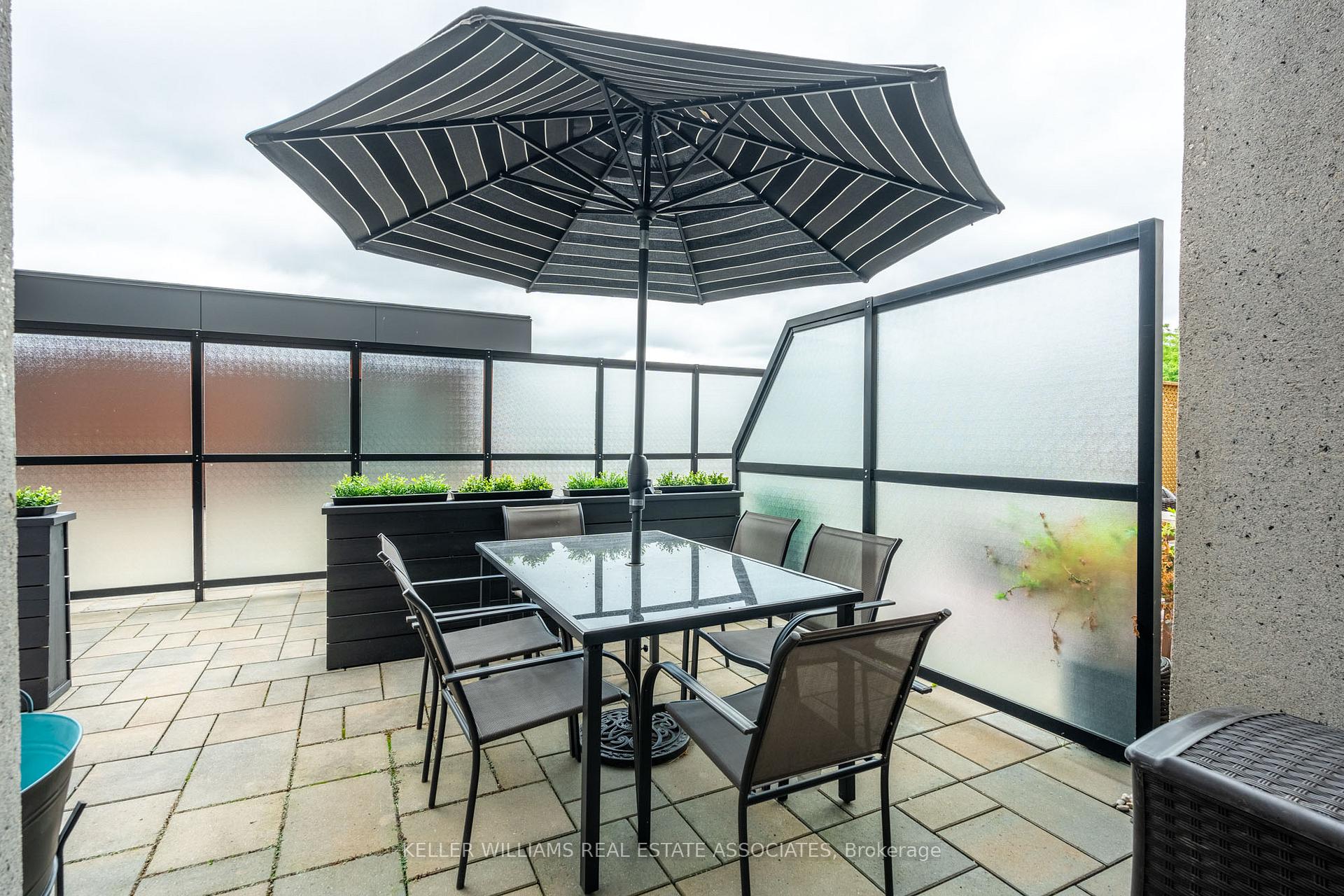 Photo 27 of Unit 109, 30 Hamilton Street S, Hamilton, Waterdown — HOMEH