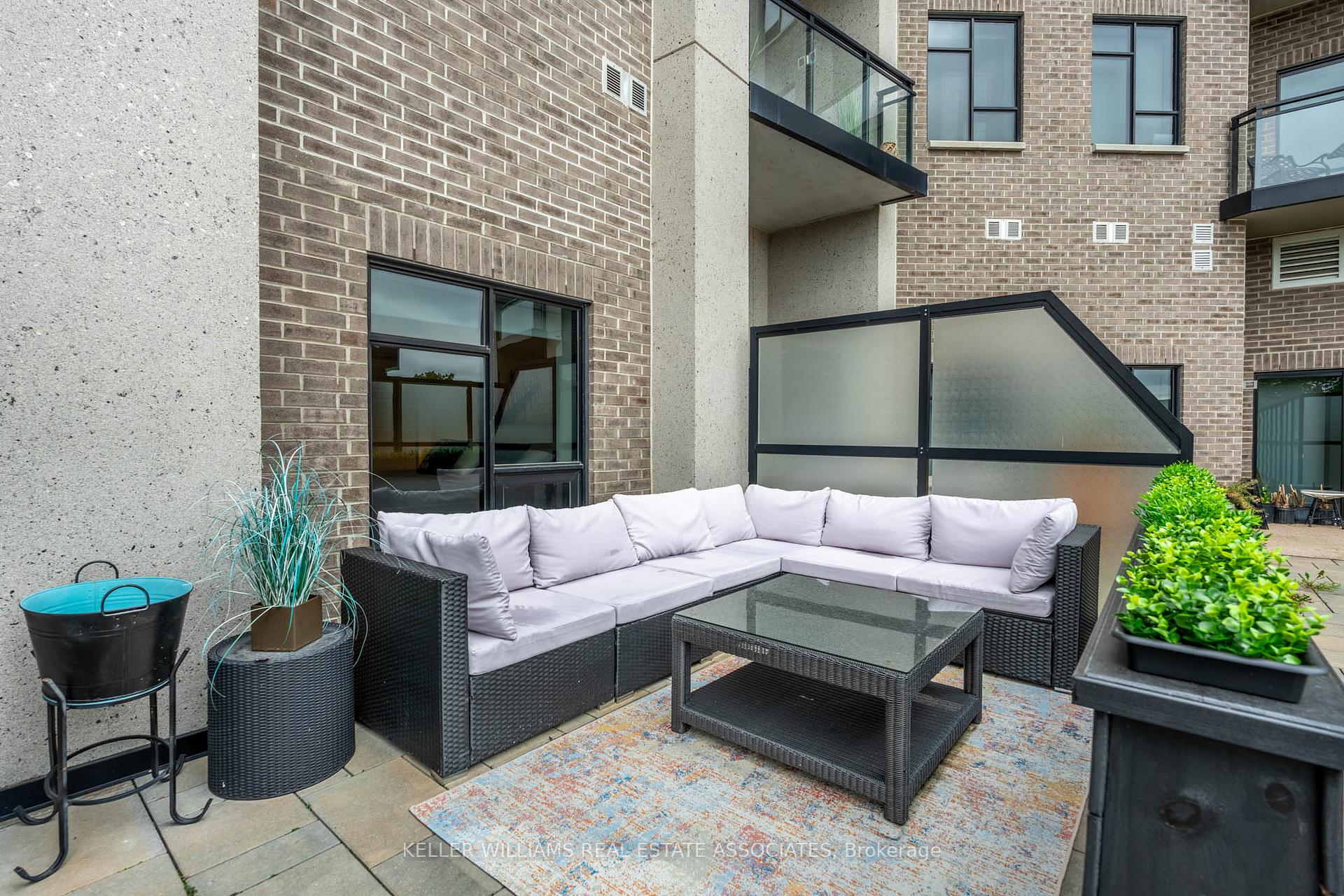 Photo 16 of Unit 109, 30 Hamilton Street S, Hamilton, Waterdown — HOMEH