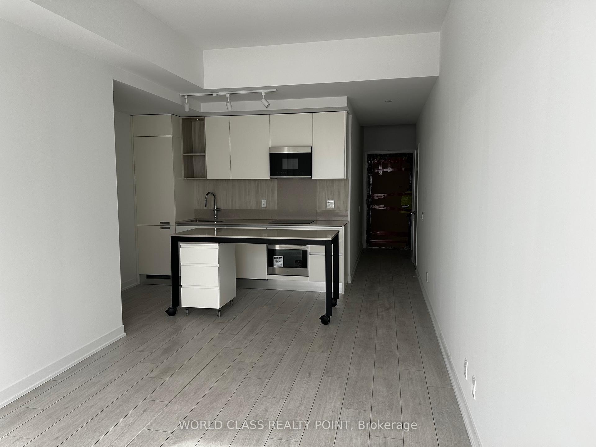 Photo 14 of Unit 1002, 39 Mary Street, Barrie, City Centre — HOMEH