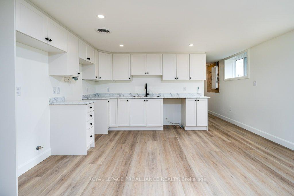 Photo 25 of 10 Aldersgate Drive, Belleville, Belleville Ward — HOMEH