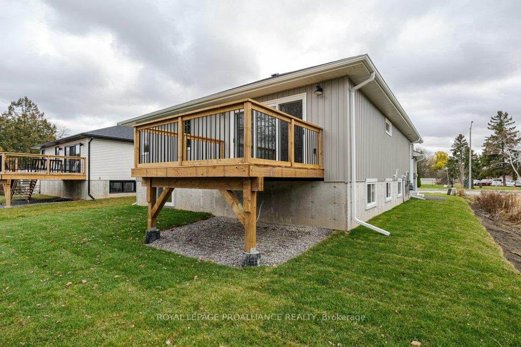Photo 36 of 10 Aldersgate Drive, Belleville, Belleville Ward — HOMEH