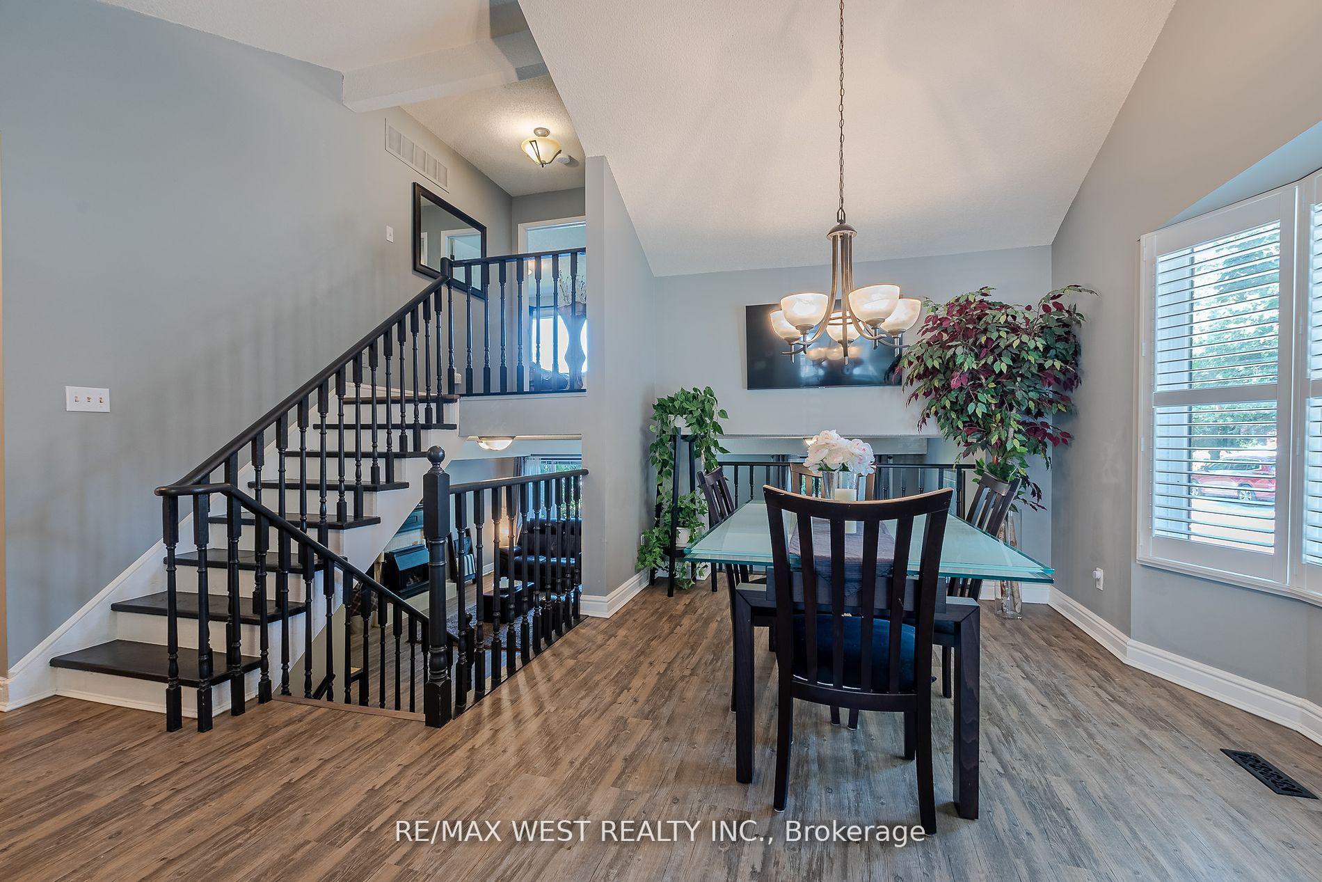 Photo 2 of 125 Riverview Road, New Tecumseth, Alliston — HOMEH