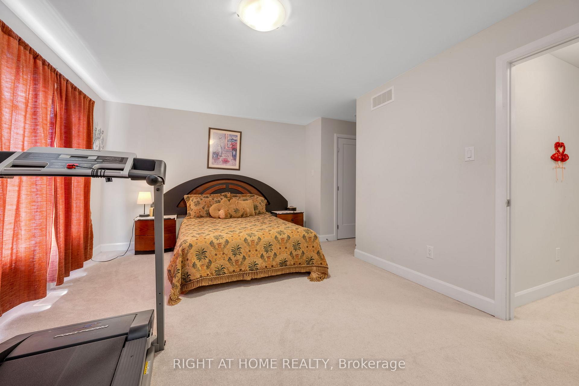 Photo 21 of 337 Barrett Farm Drive, Ottawa, Blossom Park/Kemp Park/Findlay Creek — HOMEH