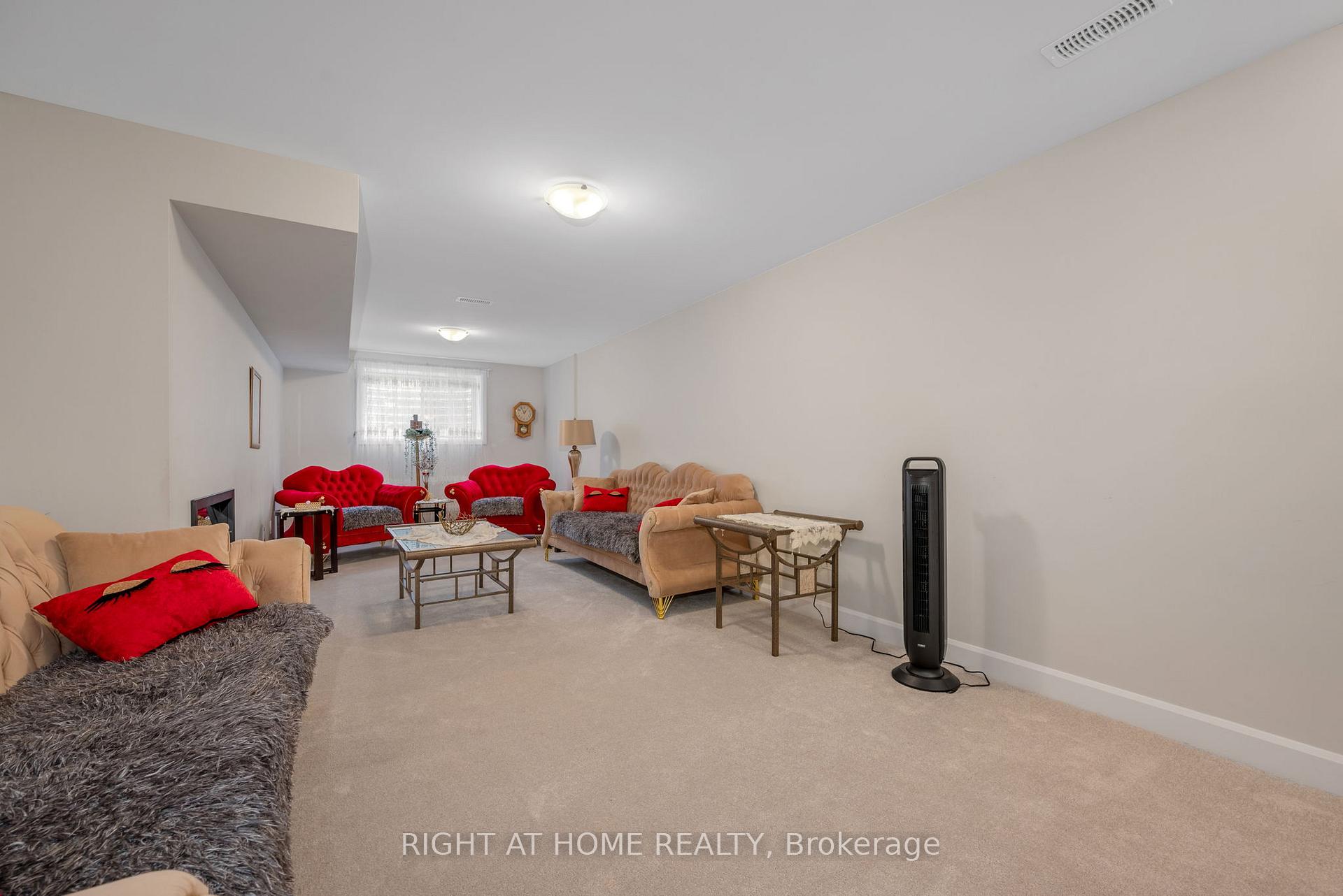Photo 33 of 337 Barrett Farm Drive, Ottawa, Blossom Park/Kemp Park/Findlay Creek — HOMEH