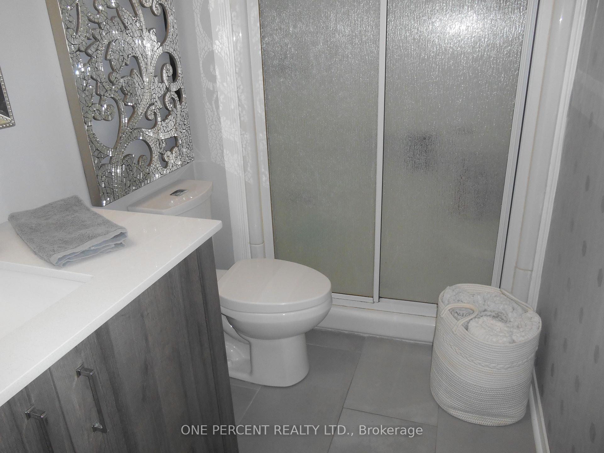Photo 9 of Unit E4, 167 Edgehill Drive, Barrie, Edgehill Drive — HOMEH