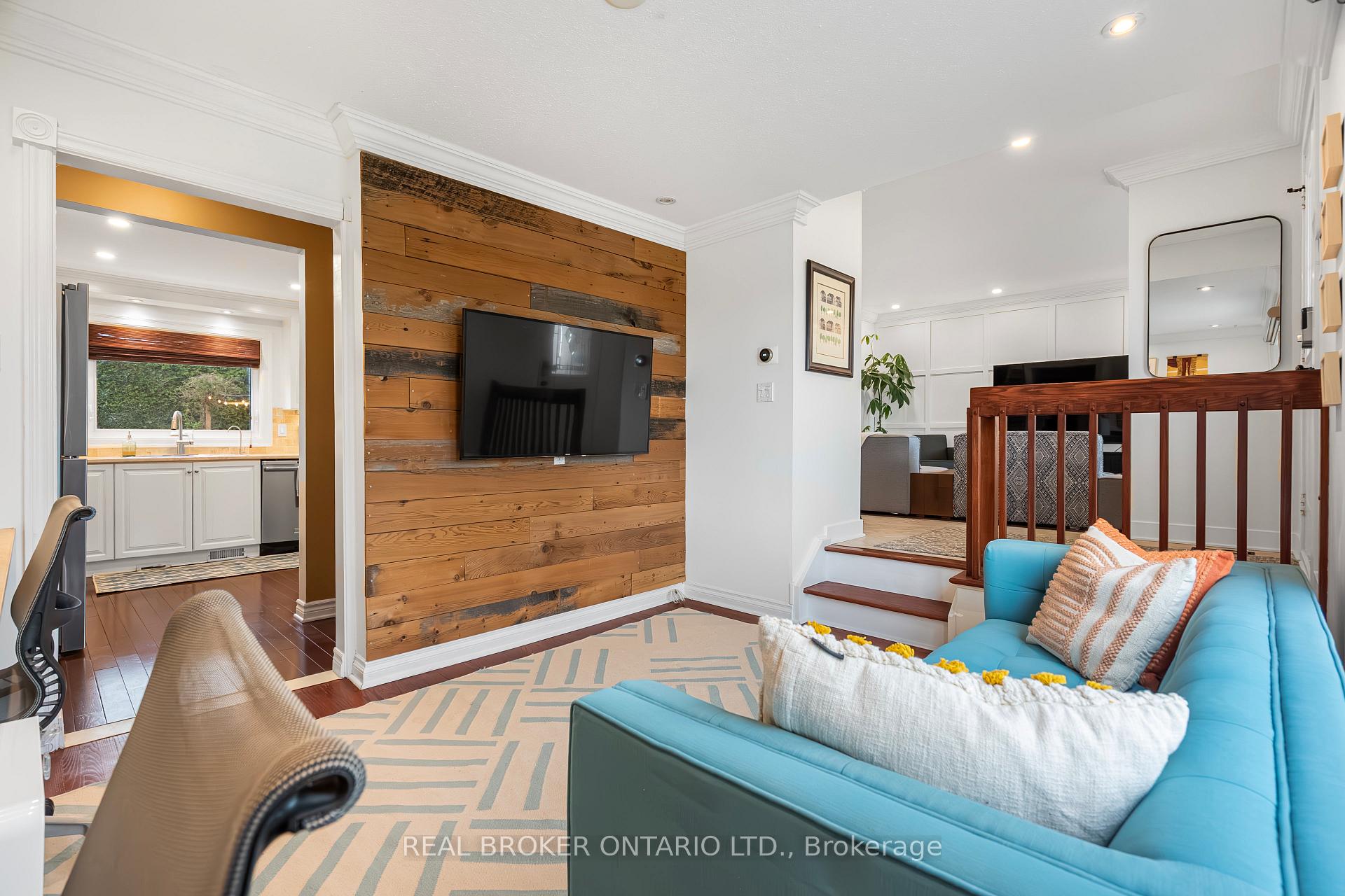 Photo 21 of 16 Langholm Crescent, Ottawa, Barrhaven - Pheasant Run — HOMEH