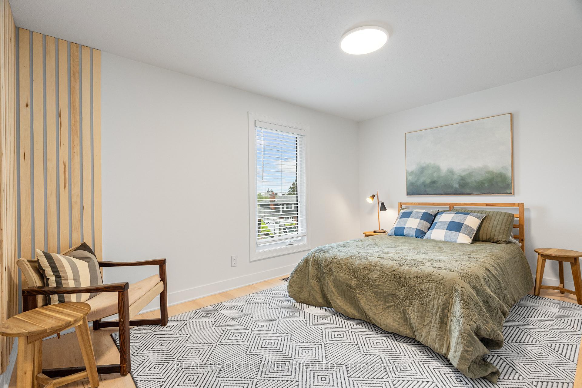 Photo 30 of 16 Langholm Crescent, Ottawa, Barrhaven - Pheasant Run — HOMEH