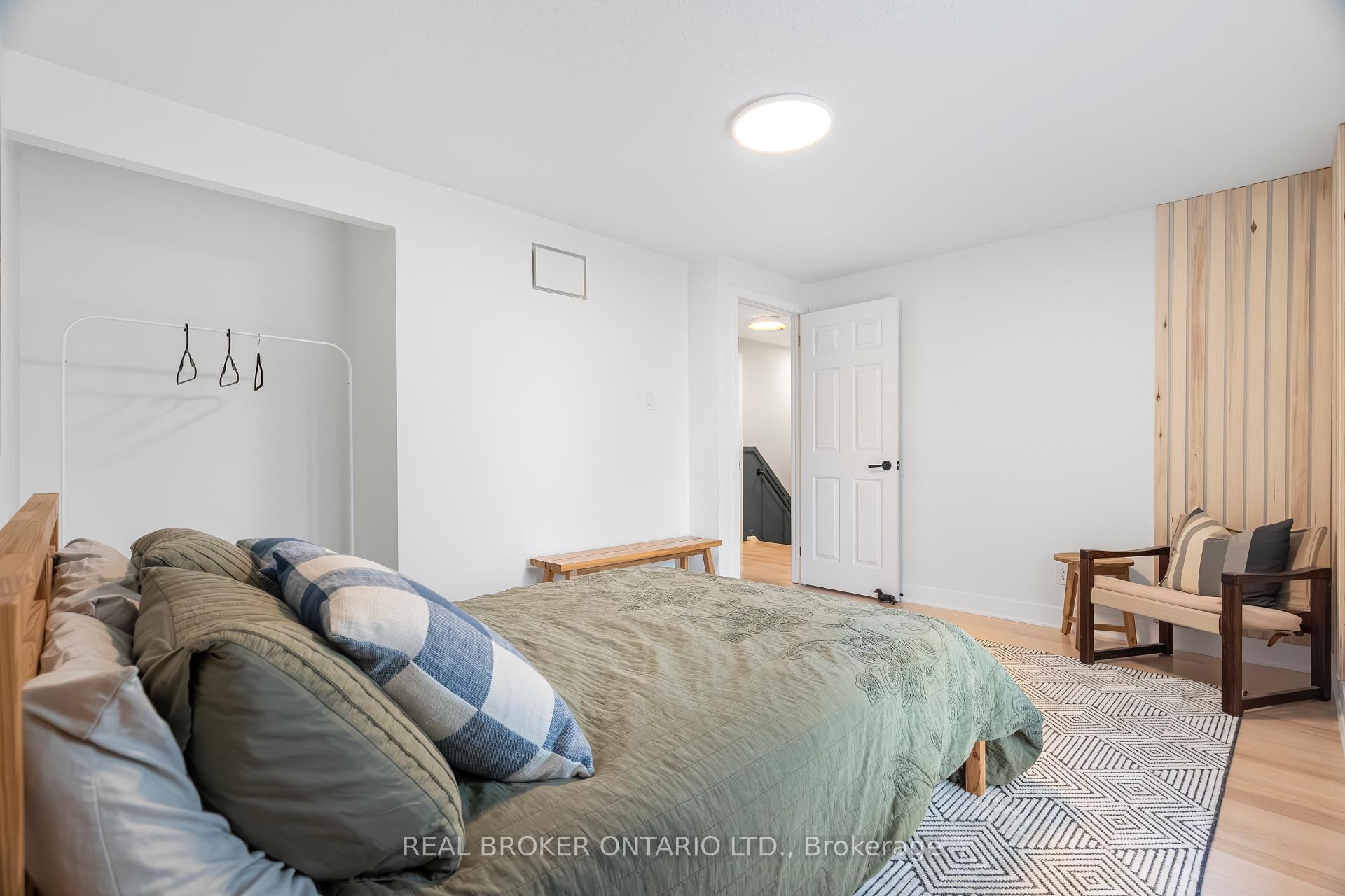Photo 31 of 16 Langholm Crescent, Ottawa, Barrhaven - Pheasant Run — HOMEH